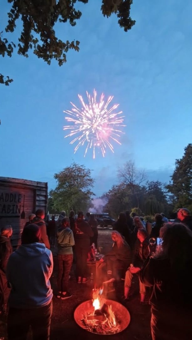 And that’s a wrap 🎬
Our final Paddle Cabin social at our site in East Peckham… and what a beautiful night it was 🥹
Thank you all for joining. What a chapter it’s been 🥰