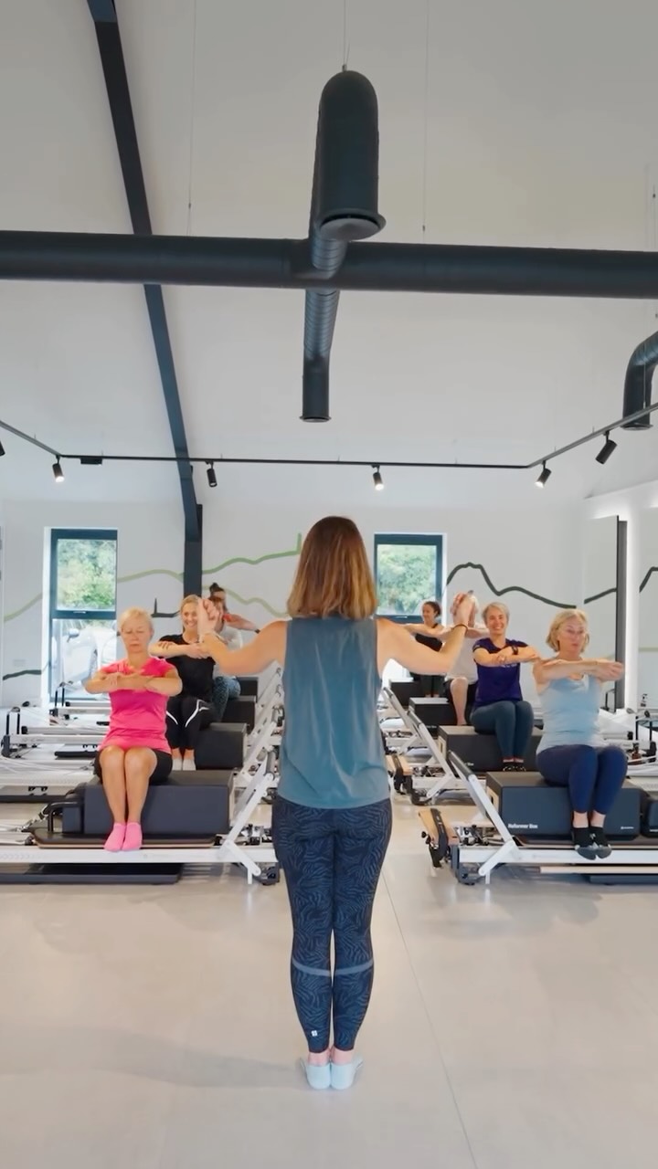 🤗 Have you had a chance to visit us yet? 👀
Remember your first class is HALF PRICE with code JOINUS25 🙌
… and if you’ve run a MARATHON in the last few weeks we’re trialling free Reformer Recovery classes this week:
📍 Wednesday 5.30pm
📍 Friday 8.30am
Enter code MARATHON26 at checkout.
See you soon! 🙌
#pilatesforrunners #reformerpilates #shrewsbury #pilatesstudio