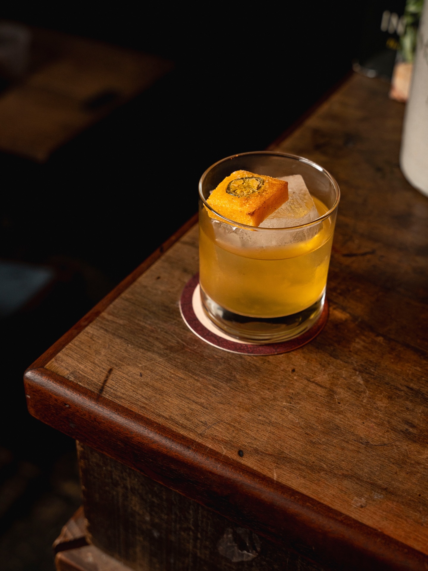 🥃 It’s bank holiday weekend, which usually calls for drinks and plenty of them. So it's a good thing we’ve just launched our brand new menu.
Swipe to discover a line up of our new drinks >> from new flavours, to the classics you know and trust, to something with a little more adventurous … there’s a drink for every kind of night.
🗝️ Find us if you can. Open 7 days a week from 5pm
#BerryandRye #Speakeasy #NewDrinks #Liverpool #OldFashioned