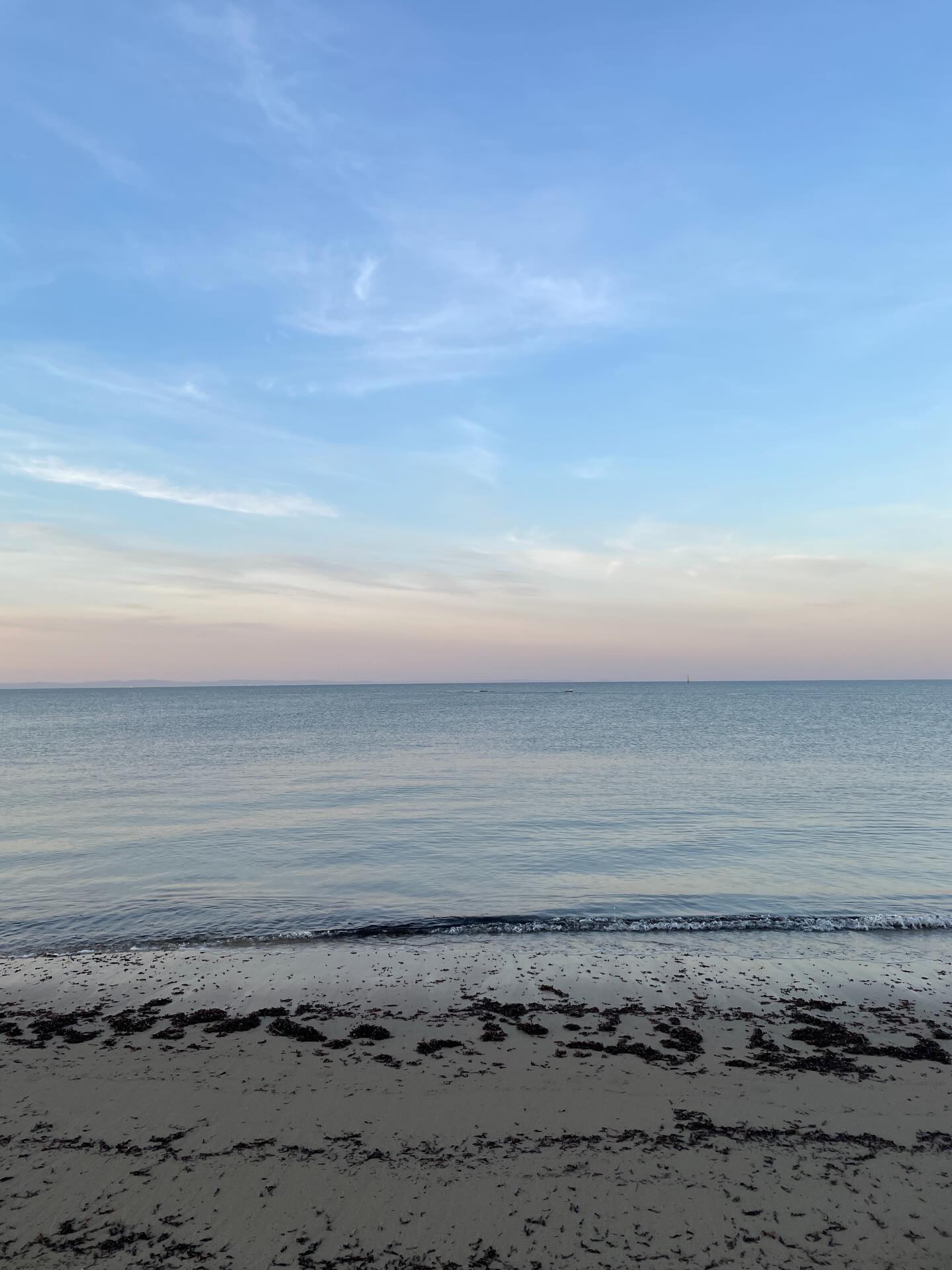 We edit photos and videos in our sleep, but this one needed nothing. Shot on an iPhone, completely untouched.
There’s something about the ocean. It resets everything, clears the mind, brings balance, and gives you that quiet moment to recharge.
A little blue health for your busy Thursday.