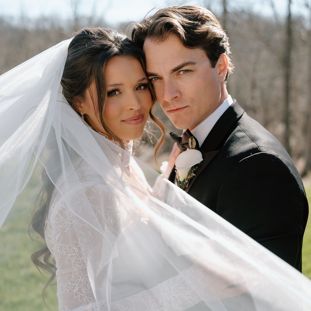 Kamryn + Jack
Wedding Planner/Designer/Decorating Team: @aray_ofevents
Shauna, Megan, Meghan, Taylor
Ceremony Venue/Officiant: Holy Infant Catholic Church
Reception Venue: @silveroakschateau
Catering/Bar: @grazecatering
Bakery: @celebratinglifecakes
Photographer: @koriarnoldphoto
Photo Booth: Midwest Selfie Booth
Florist: Friend- Terri
Video/DJ: @completeweddingstl
Hair/MUA: @emilymillermakeupandhair
Transportation: @theresourbus
@alphalitstl