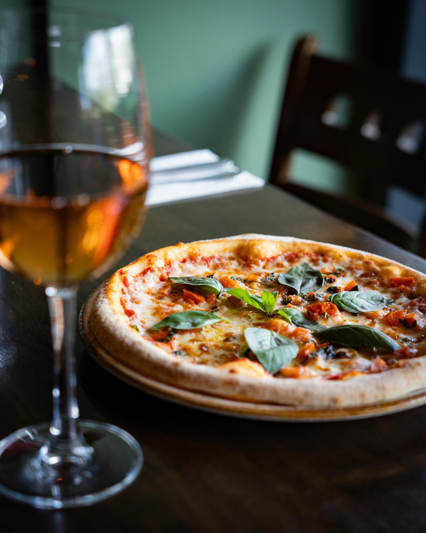 Hot, fresh, and ready to make your day better 🍕 Order your favourite pizza online now at Capones.ie and enjoy every bite.
#CaponesGalway #PizzaTime #OrderOnline #GalwayEats #fooddelivery