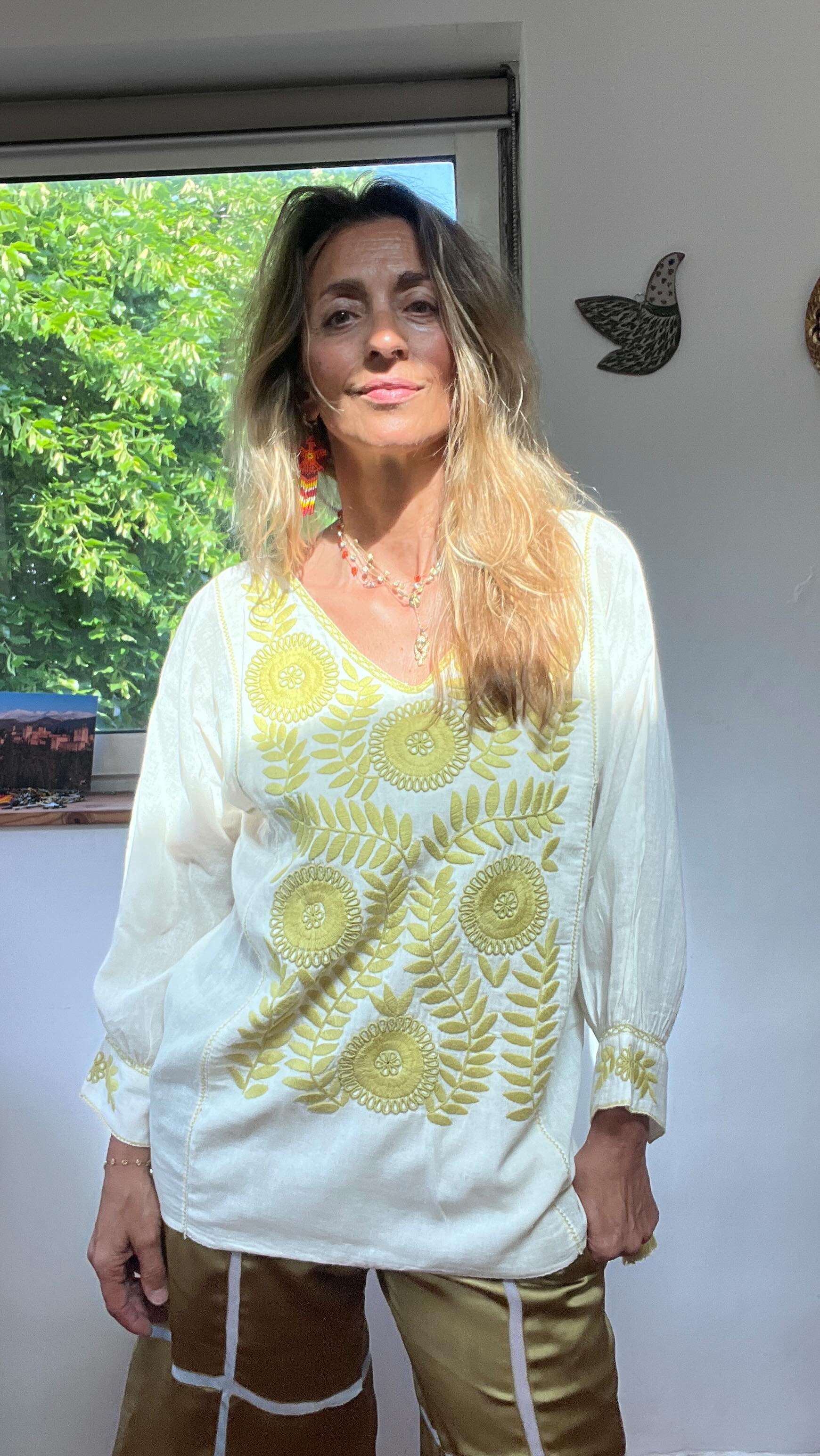 Collection Mary
#faitmain #arttextile #pieceunique #mexique #blouse