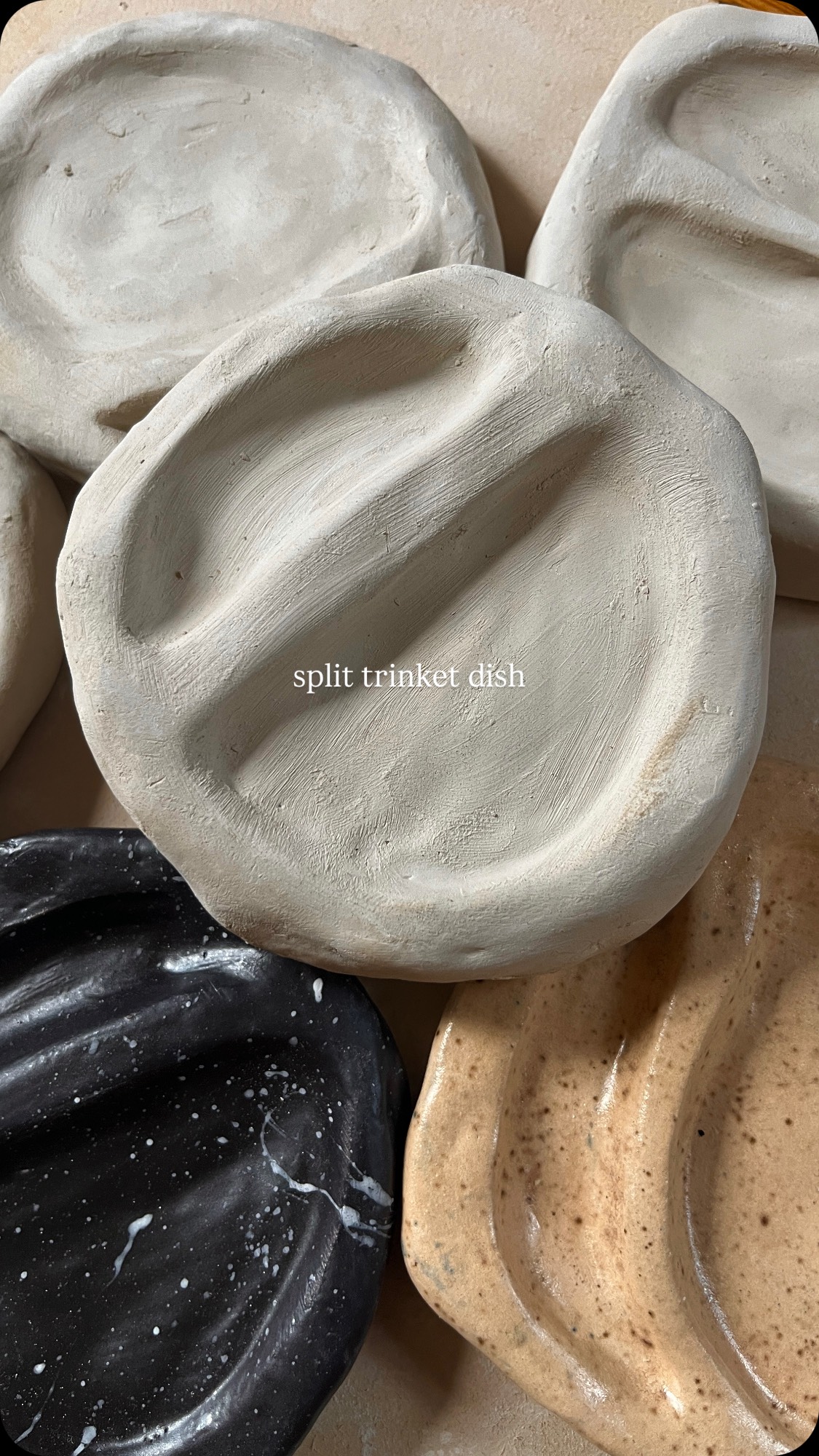 nothing more, nothing less 🙂↕️☝🏿
A new favourite to handbuild with a bit of matte black or beige on top: our split trinket dishes.
Only available through our catalogue at the moment - potentially gonna make a small batch for a mini shop drop on the website though. Are we fans?
-
#inthestudio #ceramicstudio #pottery #handbuilding #homestyling