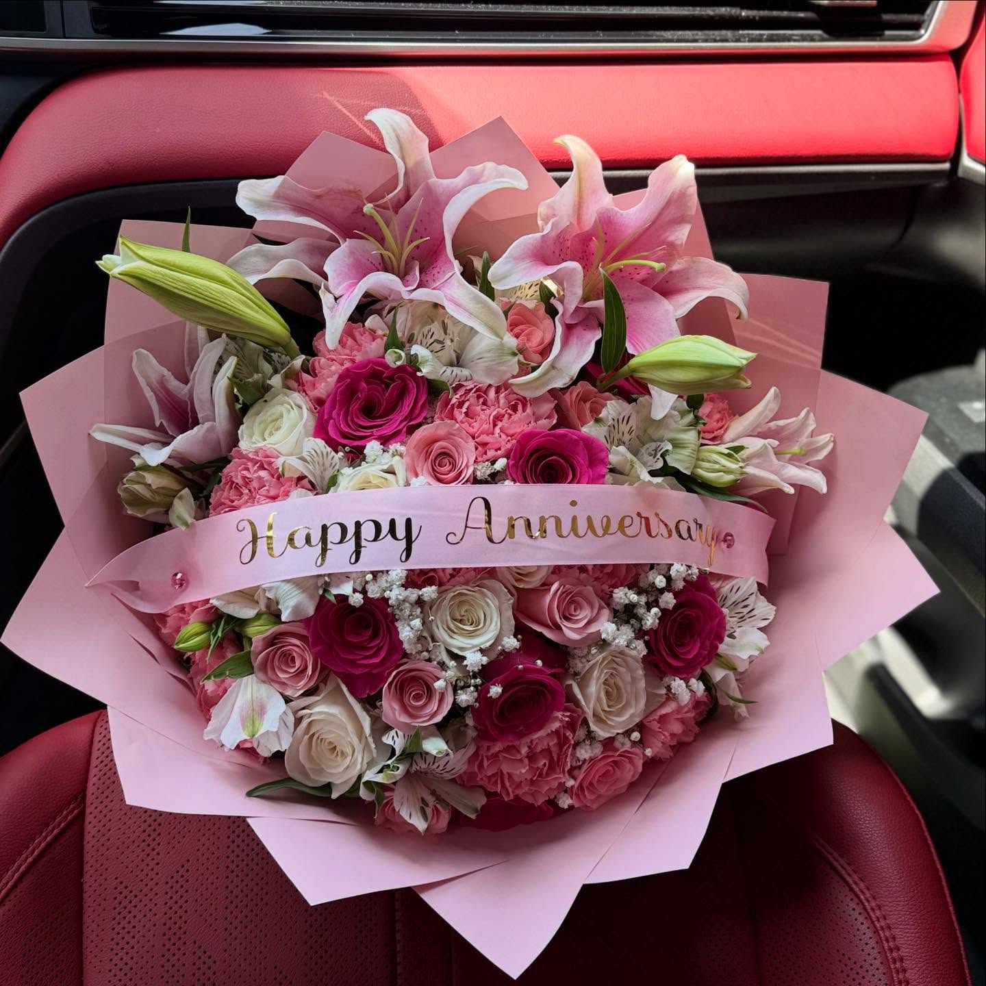 Anniversary ready 💐✨❣️
#happyanniversary #bayareaflorist #florista #floristagram #localflorist