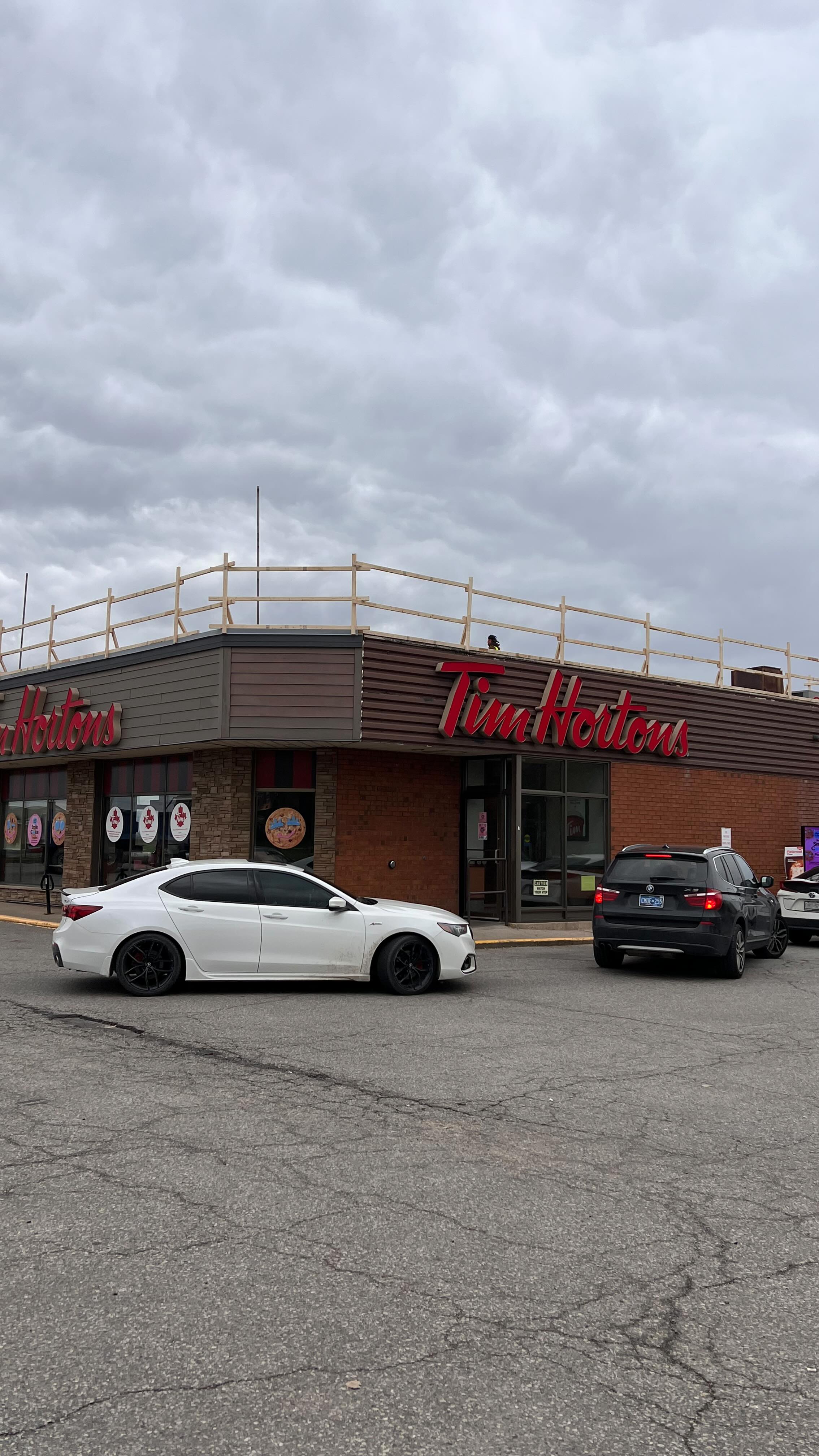 Flat Roofing replacement, Tim Hortons building 7502 Trafalgar Road, Milton.
☎️ (905) 341-4790
🌐 axtantoroofing.com
Protect your building before small issues turn into costly damage. A worn or failing flat roof can quickly lead to leaks, insulation problems, and structural deterioration—especially with harsh Canadian weather.
At Axtanto Roofing, we specialize in professional flat roof replacement using high-performance systems designed for durability, drainage, and long-term protection.
✔️ Prevent leaks before they start
✔️ Improve energy efficiency
✔️ Increase property value
✔️ Built to handle extreme weather conditions
Don’t wait until it’s too late—secure your investment today.
📞 Contact us for a free inspection and estimate.
#FlatRoof #RoofReplacement #CommercialRoofing #TPOroofing #RoofingExperts ProtectYourBuilding RoofingCanada ConstructionOntario PropertyManagement BuildingMaintenance