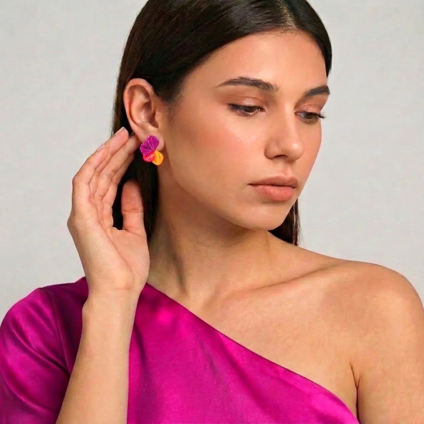 🌸 Mini Mirella tropical 🌸
https://www.moonojewelry.com/product-page/mirella-fulbevalo-tropical
#moono #moonojewelry #moonoékszer #fülbevaló #prizmadesignerstore