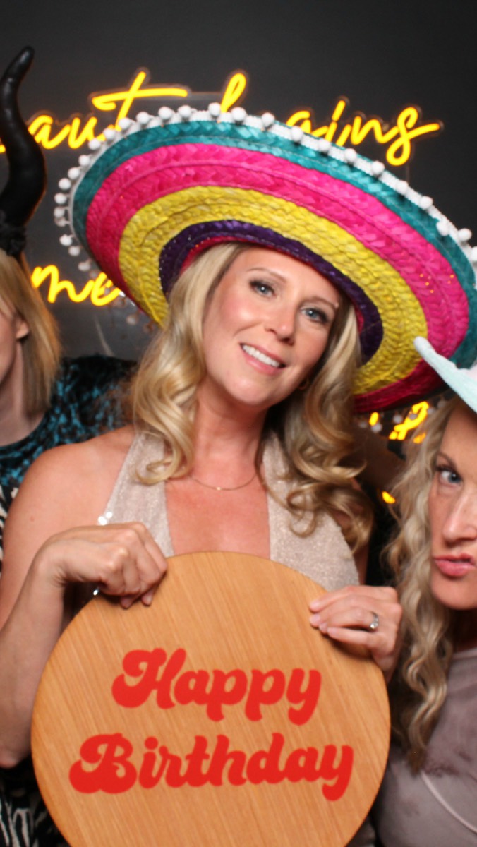 HAPPY BIRTHDAY
Katies 40th
25.04.26
@katie.corbett7 @_tranquilturtle
#trending #photooftheday #photography #photobooth #viral