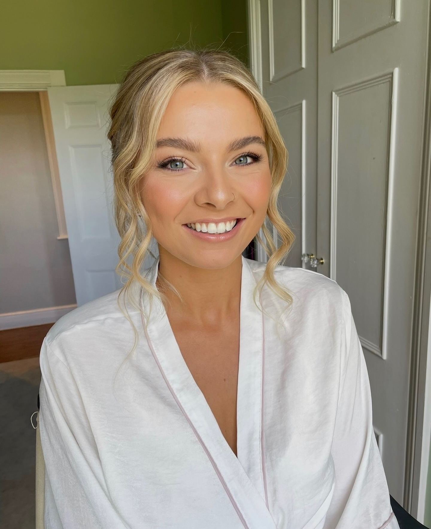 Happy Wednesday! We have been a bit quiet on here recently, we are definitely back into the swing of wedding season and loving it 🤍 whilst also doing lots of trials at the moment so Instagram has taken a back seat 🙈 we will get round to posting some of our lovely 2026 brides soon! Hope everyone is enjoying the sunshine ✨ Emma & Lauren xx