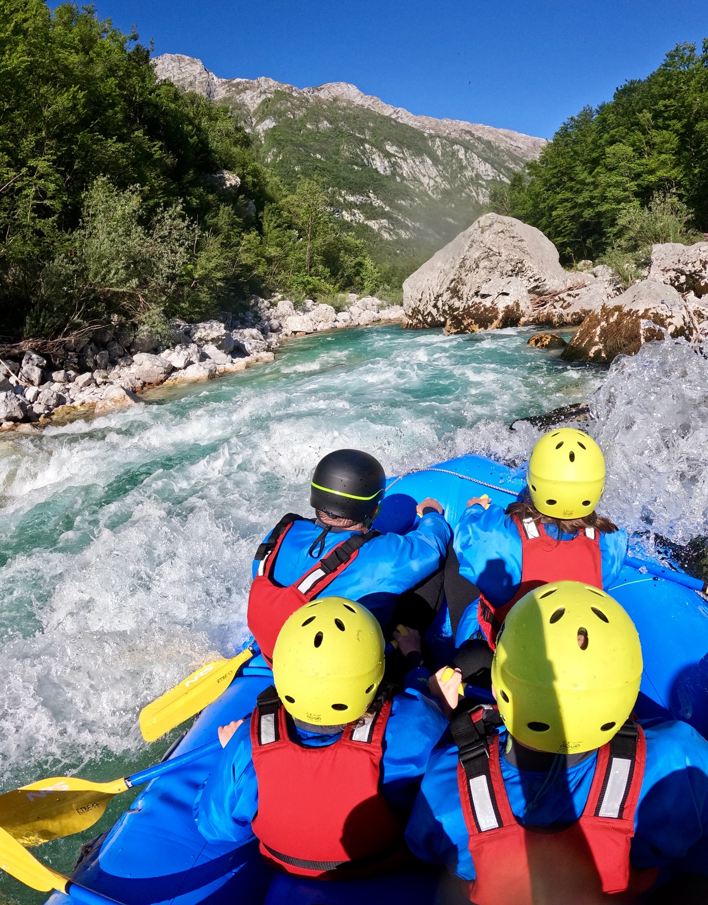 Ohhhh yeaah! What a day to officially kickstart Chapter Two!
We’ve arrived in Slovenia for our first Cabin Adventure of 2026!! The adventure is already ON POINT!
We hit up the Soca with some WW rafting with our very good Paddle Cabin buddy Toni! My goodness guys, the colours are POPPING on this river at the moment, and with 25 degree air temp, we are on for an absolute cracker of a week!
Life really is there to be lived and today was the perfect reminder. Chapter two eat ya heart out!
Have you ever WW rafted?! Would you be up for this kinda adventure?! 🙌⤵️