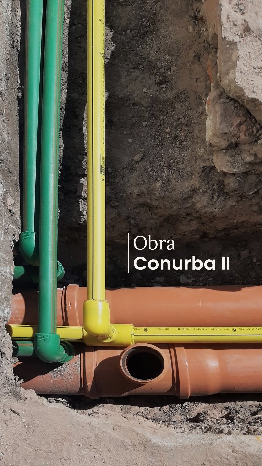 Lo que no se ve… también es arquitectura 👇💧
Avance de obra en Obra Conurba 2 ️
Hoy: instalación sanitaria 🚿
Porque antes de los revestimientos, las fotos “lindas” y los detalles finales, está esto: planificación, precisión y coordinación en cada caño, cada pendiente y cada conexión.
Una buena obra no es solo estética. Es técnica bien resuelta desde adentro hacia afuera.
Seguimos avanzando 💪
¿Querés ver más del proceso real de obra? 👀
#ObraEnProceso #arquitectura #obraconurba2 #instalacionsanitaria