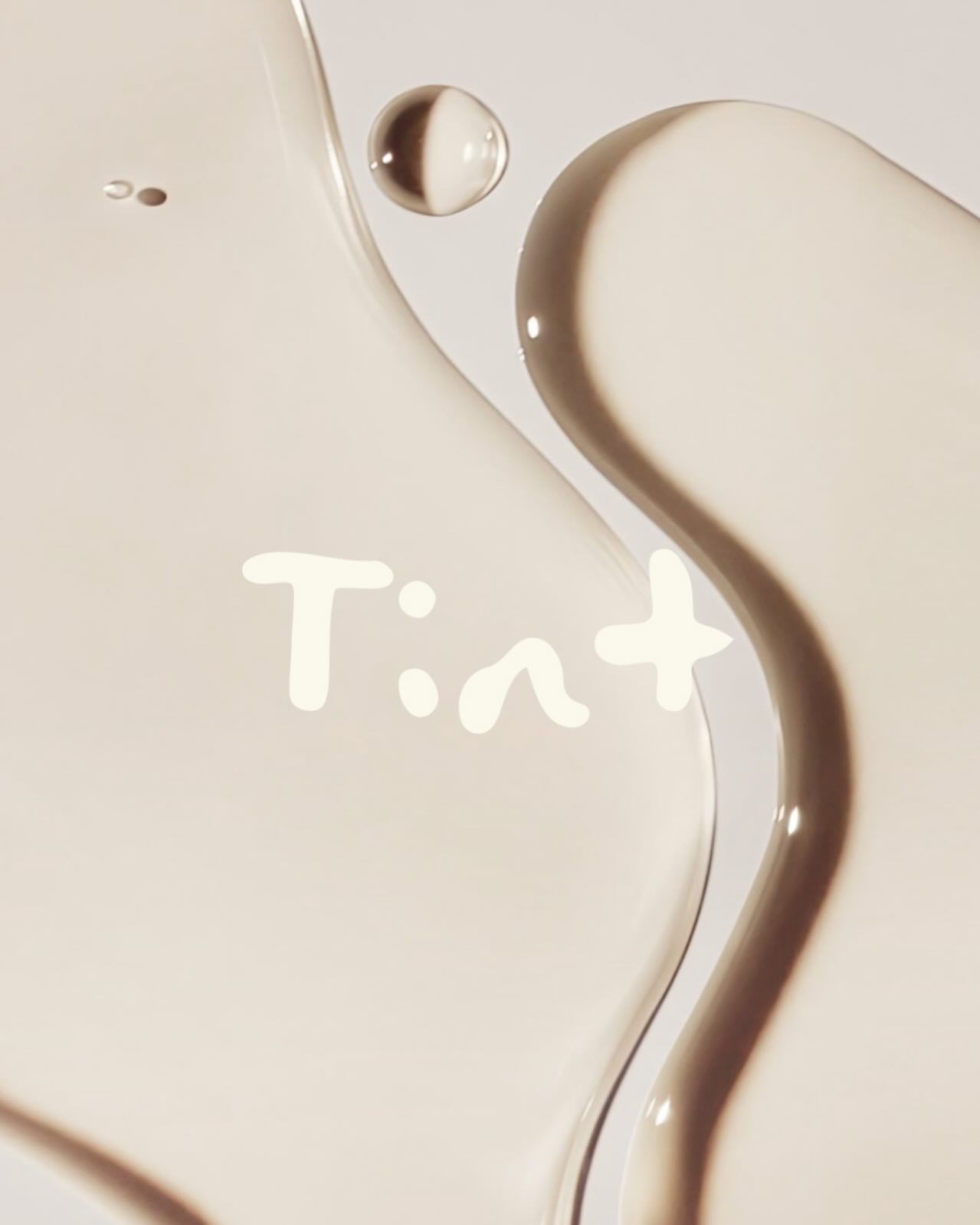 Preliminary branding for Tint - a considered approach to skincare and beauty.
An early look at a brand shaped by tone, texture and restraint. Where skincare and makeup meet somewhere in between.
#branding #brandidentity #beautybranding #melbournedesign #branddesign