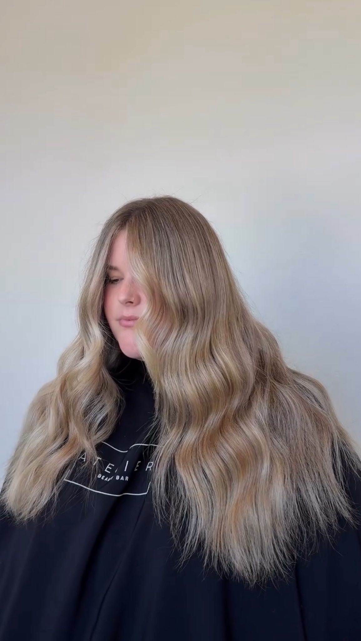 hair to dream about ☁️
Hair by Yesenia
#renosalon #renohairstylist #renoblonding
