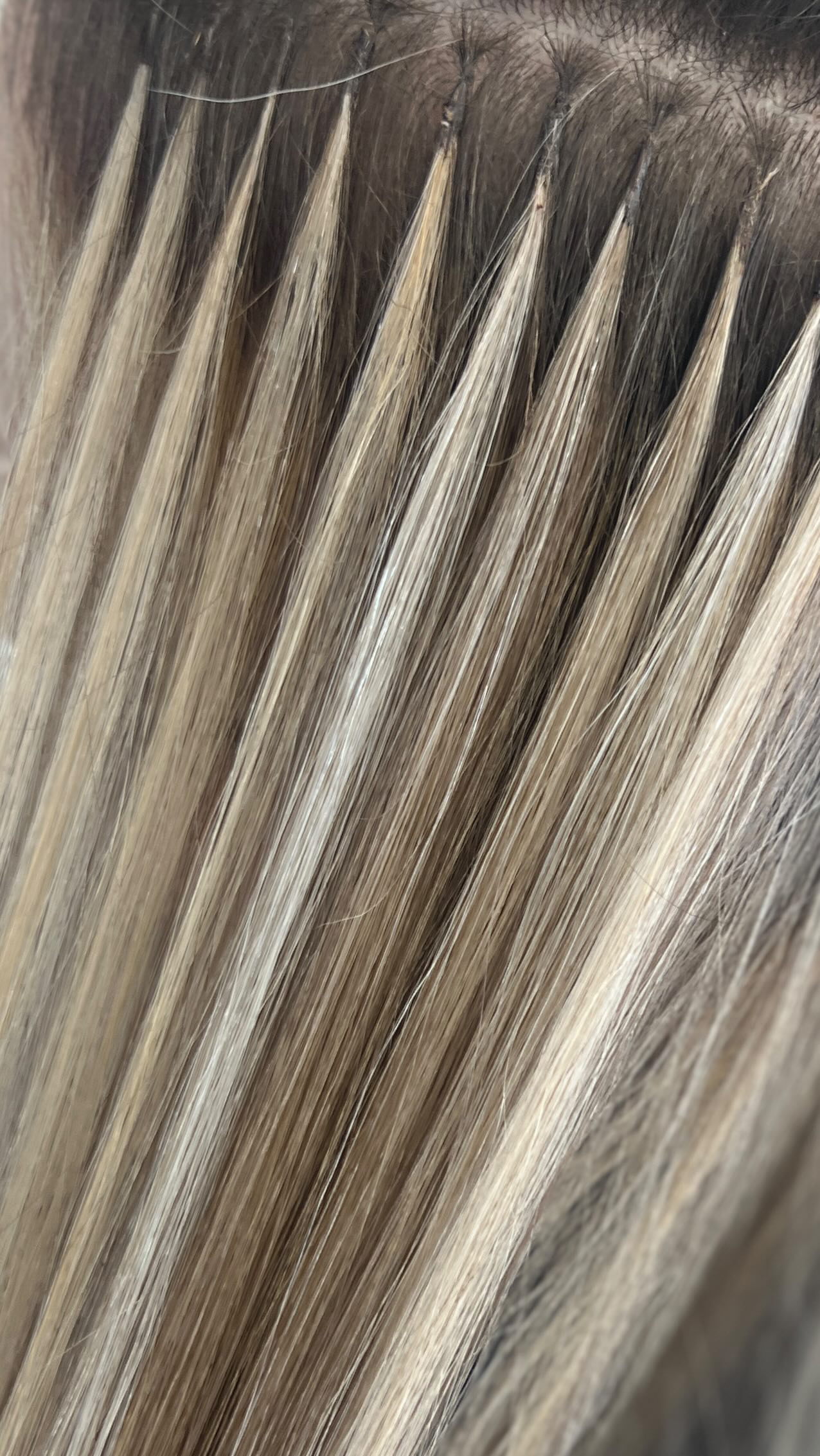 NANO BOND SIDE FILLERS
Removing unwanted “layers” and adding some volume to the sides of this naturally thick, long stunning hair.
✨Check out the difference just 20g each side does!
✨ New positions available this year for Nano Bonds! - DM to arrange a custom consult or use the “New Client Form” in our bio to get the ball rolling!
#nanobondextensions #bondedextensions #wollongonghairextensions #wollongonghairreplacement
