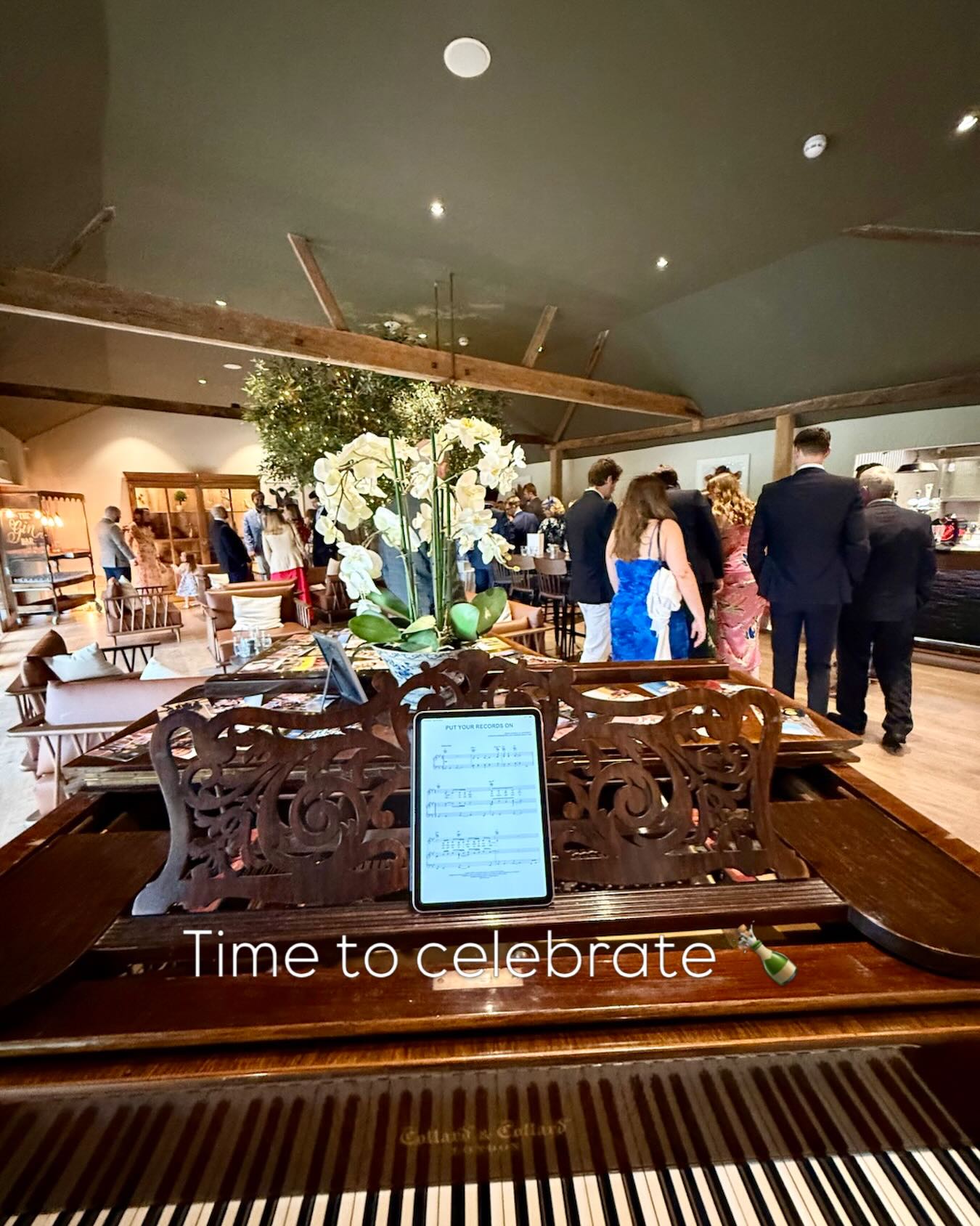 Is it time to celebrate with friends yet?!
It is always a pleasure to be able to set the mood for the beginnings of celebration days … with the grand piano at Easton Grange situated in the bar area it’s a perfect spot to accompany welcome drinks & play for guests as the excitement builds for the day ahead 🥂
Venue @eastongrange
www.daniellaw.co.uk (Link in Bio)
#eastongrange #weddingmusic #suffolkweddingvenue #2026wedding #2027wedding