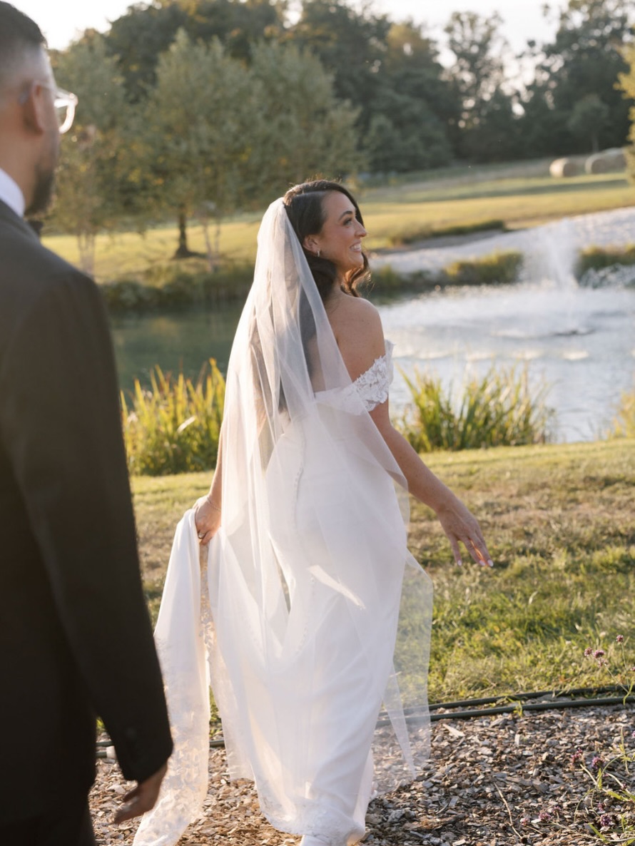 POV: You wanted a storybook wedding day and you got one.
⠀⠀⠀⠀⠀⠀⠀⠀⠀
⠀⠀⠀⠀⠀⠀⠀⠀⠀
@aln_images
⠀⠀⠀⠀⠀⠀⠀⠀⠀
Glen Ellen Farm | historic & garden wedding venue in Maryland | now booking 2027 weddings.