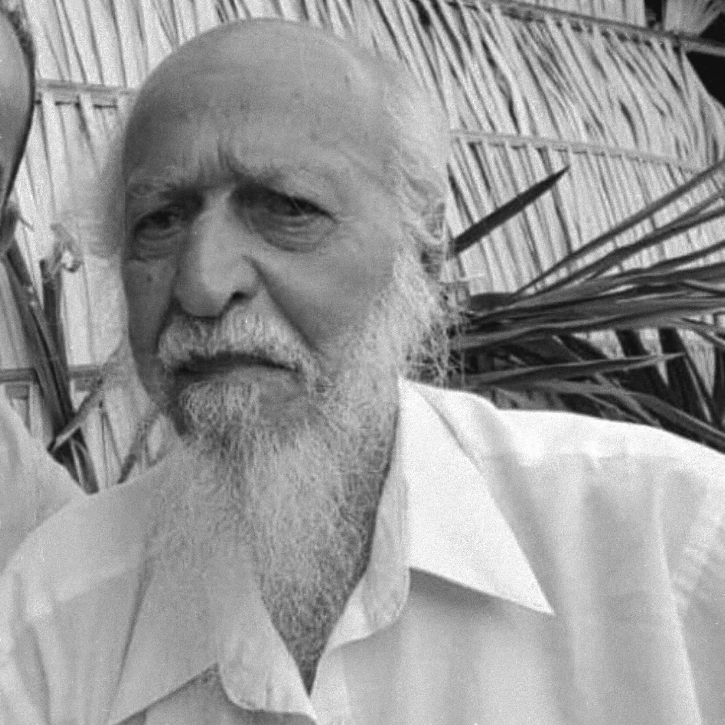 A Completa Reforma está de luto.
Hoje nosso coração chora, mas nossa fé se levanta. Nosso amado irmão em Cristo José Ribeiro, diácono fiel que serviu com amor na casa do Senhor, descansou. Ele viveu para honrar a Deus e cuidar do Seu povo e acima de tudo foi um homem e um pai honroso.
Mas não dizemos adeus. Dizemos "até breve". Porque temos a bendita esperança que um dia nos encontraremos novamente."Eu sou a ressurreição e a vida; quem crê em mim, ainda que esteja morto, viverá" João 11:25.
Até aquele glorioso dia, irmão, na manhã da ressurreição. Combateu o bom combate, completou a carreira, guardou a fé. A coroa da justiça te espera. 2 Timóteo 4:7-8
Fica aqui os nossos sinceros sentimentos à família Ribeiro que é tão querida! @valdiva.guimaraes.39
JOSÉ RIBEIRO GUIMARÃES 1932❤️ 2026 ✨
.
.
.