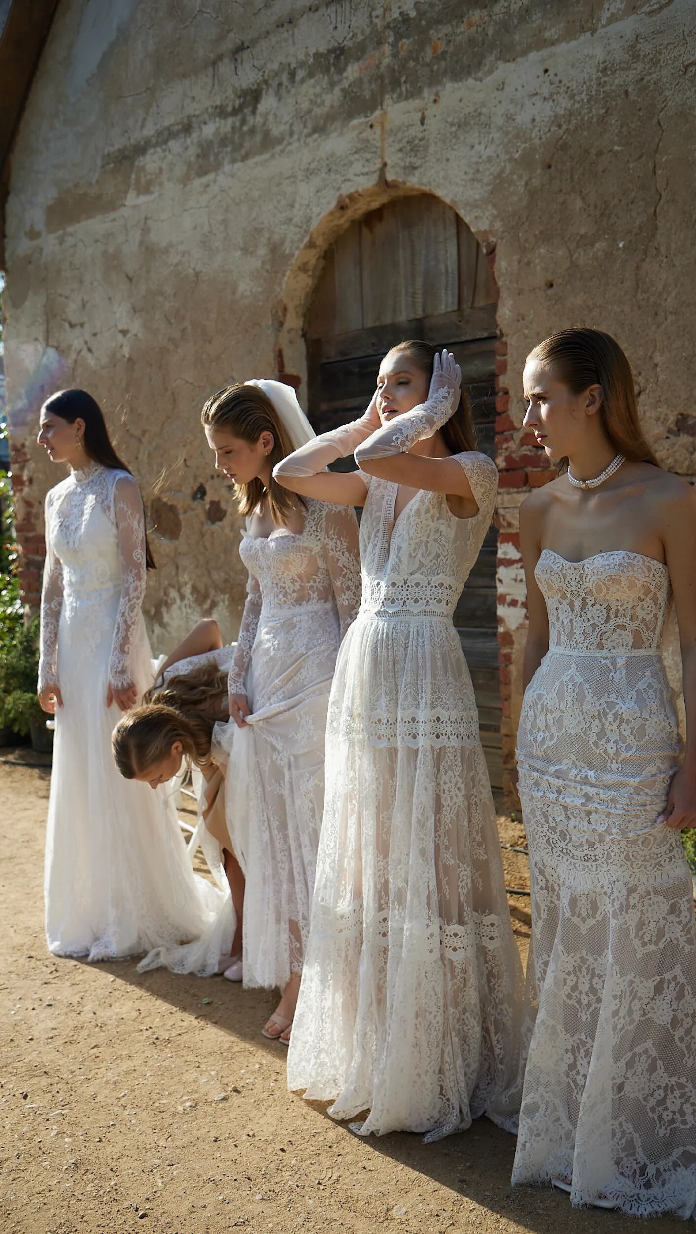 LONDON SAMPLE SALE – UP TO 50% OFF
Join us for an exclusive bridal pop-up in Belgravia
The Chesham Hotel @2cheshamhotelbelgravia
8th – 10th May
As experts in lace, we’re offering a curated selection of couture gowns off the rack with up to 50% off.
Rare opportunity to find your dream dress at a special price.
🤍 Meet Katya, the designer, in person
🤍 Enjoy a 1.5-hour private appointment
🤍 Bring up to 3 guests for a truly special experience
Limited availability.
DM to book