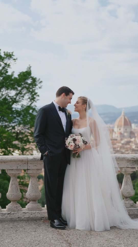 Wedding season 2026 just started… and it began like a dream ✨
An unforgettable destination wedding in Tuscany, filmed in the timeless elegance of Villa Corsini.
A stunning couple, raw emotions, golden light, and moments that felt straight out of a movie.
If this is how the season starts… I already know it’s going to be magical 🤍
_______
Wedding Planning: @gallorinigiorgievents
Photography: @vincenzoerrico.ph
Videography: @gioderosavideographer
Venue: @villa_corsini
Makeup: @nelli_made
Flower Design: @stiatti_fiori_
Light: @lightmyweddinginitaly
@almaproject247
See more works⬇️
https://www.gioderosavideographer.com/
.
.
#weddingfilm #wedding #weddingvideo #amalficoastwedding2026 #amalficoastwedding2026 wedding2026 weddingbride2027 wedding2027 weddingvideo2027