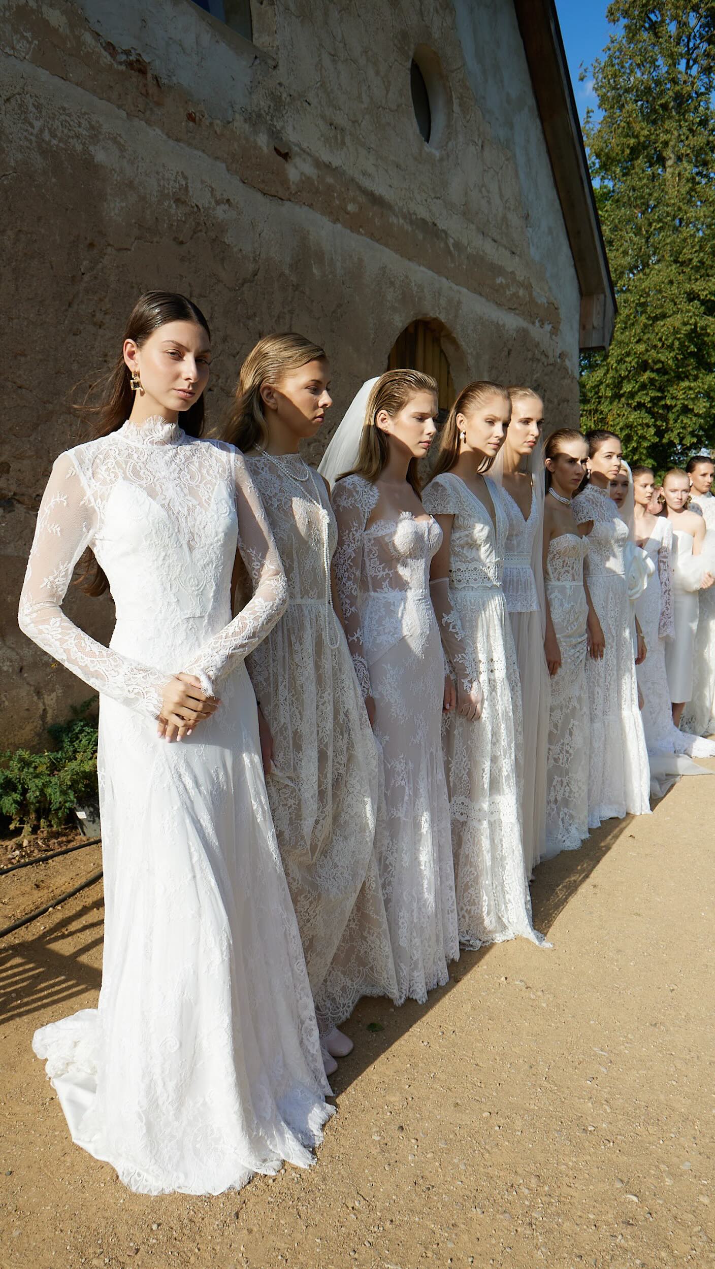 LONDON SAMPLE SALE – UP TO 50% OFF
Join us for an exclusive bridal pop-up in Belgravia
The Chesham Hotel @2cheshamhotelbelgravia
8th – 10th May
As experts in lace, we’re offering a curated selection of couture gowns off the rack with up to 50% off.
Rare opportunity to find your dream dress at a special price.
🤍 Meet Katya, the designer, in person
🤍 Enjoy a 1.5-hour private appointment
🤍 Bring up to 3 guests for a truly special experience
Limited availability.
DM to book