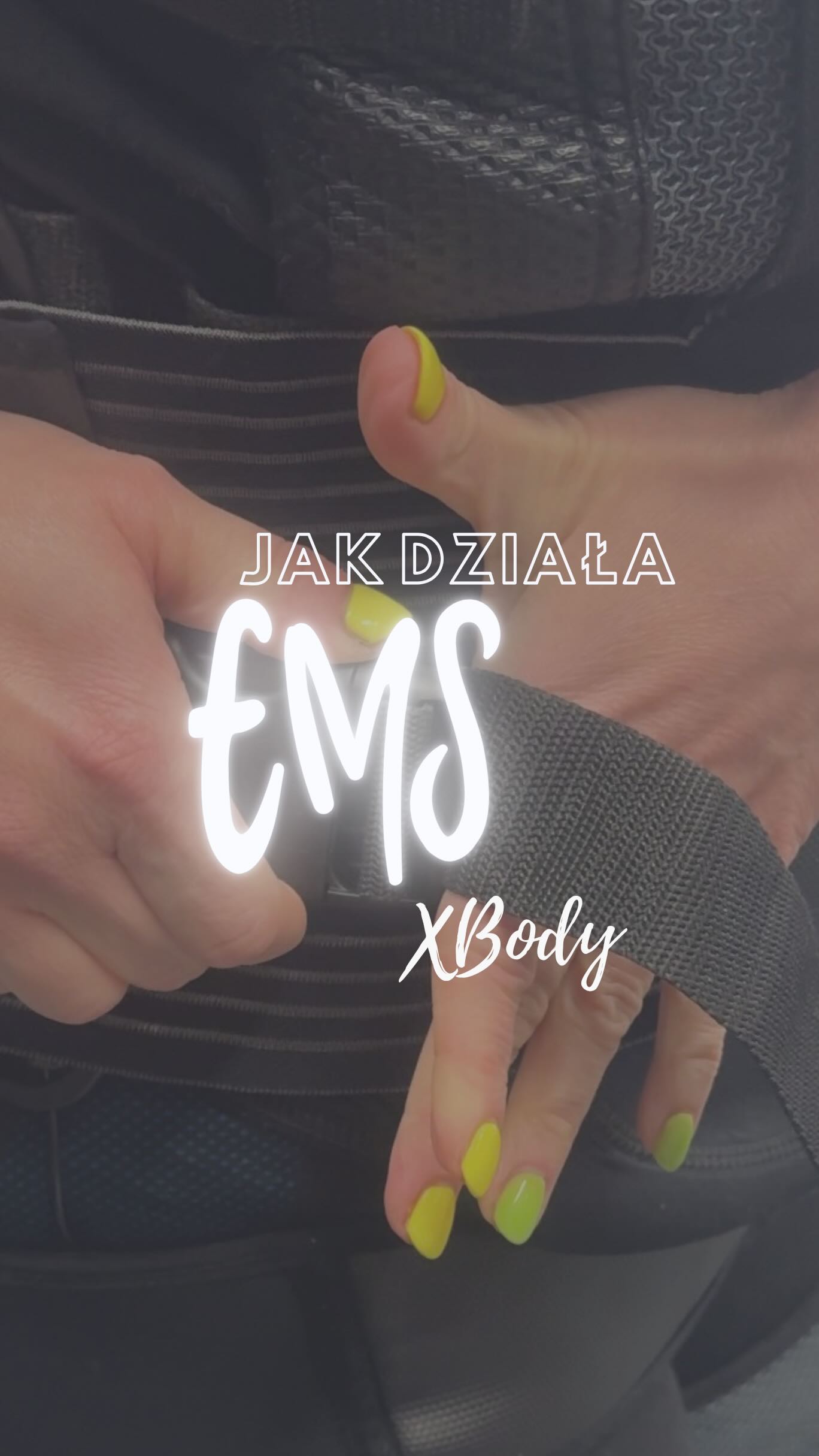PODWÓJNE DZIAŁANIE EMS ⚡️
Dlaczego trening EMS jest tak skuteczny, a trwa tylko 20 minut? 🤔⚡
W klasycznym treningu mięśnie pracują głównie dzięki sygnałom z mózgu — i często najmocniej angażujesz tylko część włókien mięśniowych.
W EMS działa to inaczej. 💡
Oprócz Twojego ruchu, elektrody w specjalnej kamizelce wysyłają impulsy elektryczne, które pobudzają mięśnie do dodatkowej pracy.
Efekt? 🔥
Aktywujesz jednocześnie włókna wolnokurczliwe (odpowiedzialne za wytrzymałość) i szybkokurczliwe (odpowiedzialne za siłę i dynamikę).
Czyli w skrócie: więcej mięśni pracuje w tym samym czasie.!
Dlatego 20 minut EMS może być bardziej efektywne niż znacznie dłuższy, tradycyjny trening.
Mniej czasu, więcej efektów.
💭 Masz pytania? Skontaktuj się z nami dowolną drogą, zadzwoń lub wyślij wiadomość
Do zobaczenia na treningu 💪🏼
——————
Kontakt
📲 451 060 072
👩🏼💻 studiobalans.booksy.com
👩🏼💻 studiobalans-niepolomice.pl/szkolenia
📍 Ul. 3 Maja 13 Niepołomice