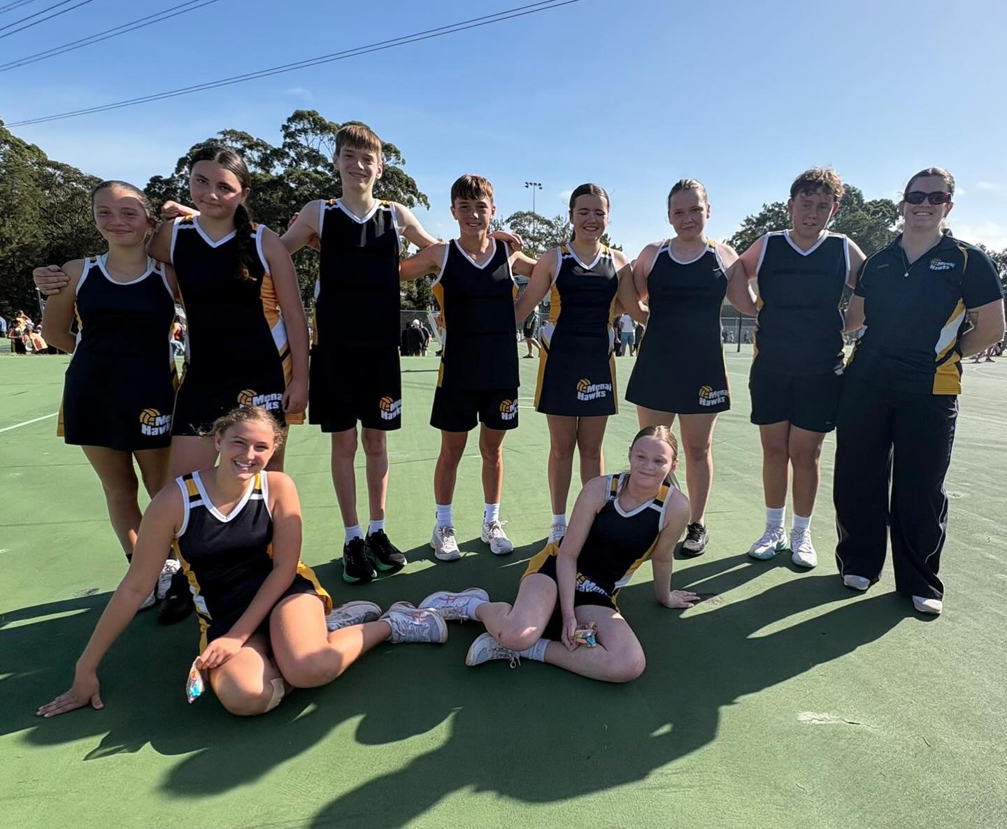 14 Div 2 Round 4 had a great 31-18 win against Thistles today and welcomed their newest player Sophia to the team.