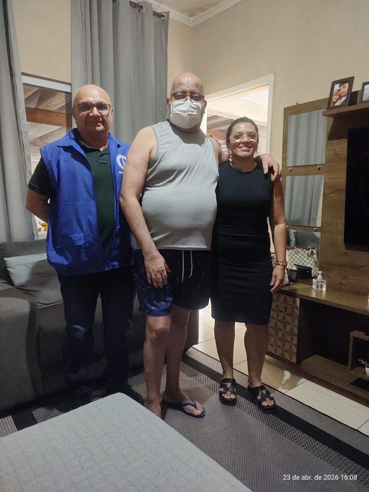 No dia 23/04/26, o vice-presidente Manoel Idelzamar e a assistente social Irene Lajes visitaram o trabalhador da empresa Granel Química, Sérgio Henrique, dando continuidade à proposta de acompanhamento, orientação e direcionamento aos trabalhadores afastados.