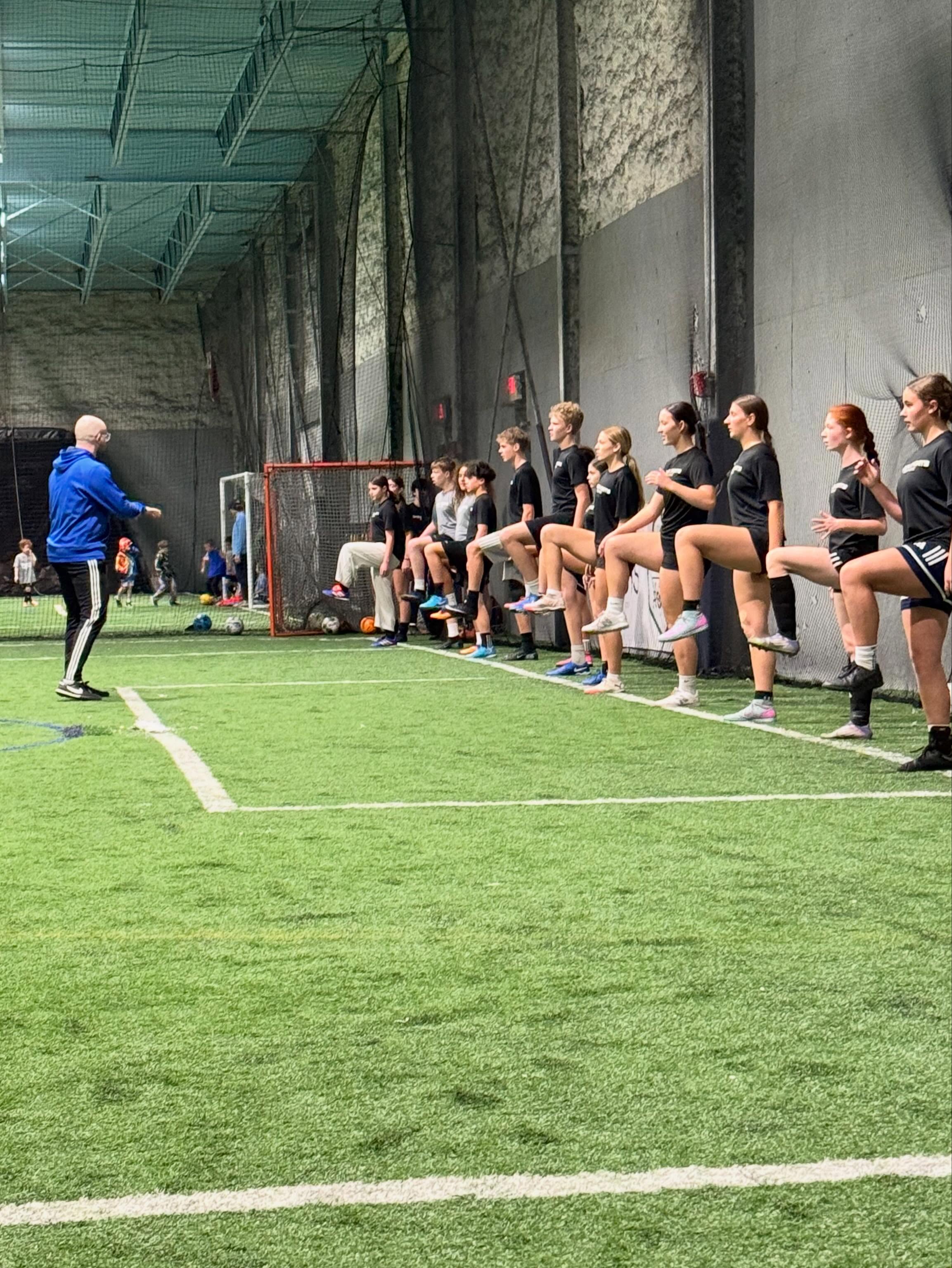 📸 Winter Photo Dump 7/8 Physical Performance Edition - Winter is where it’s built, spring is where it shows. Shock athletes put in the work this winter and we’re excited to see how it shows up with their teams this spring!
☀️ Spring and summer programs are underway with spots open at some levels. Message us here to get started.
★ Technical Skill Development, Field Players
★ Experience Gameplay Training
★ Goalkeeper Training
★ Professional Coaches
★ Beginner to Elite Levels
#vermontsoccer
@vermontsoccer