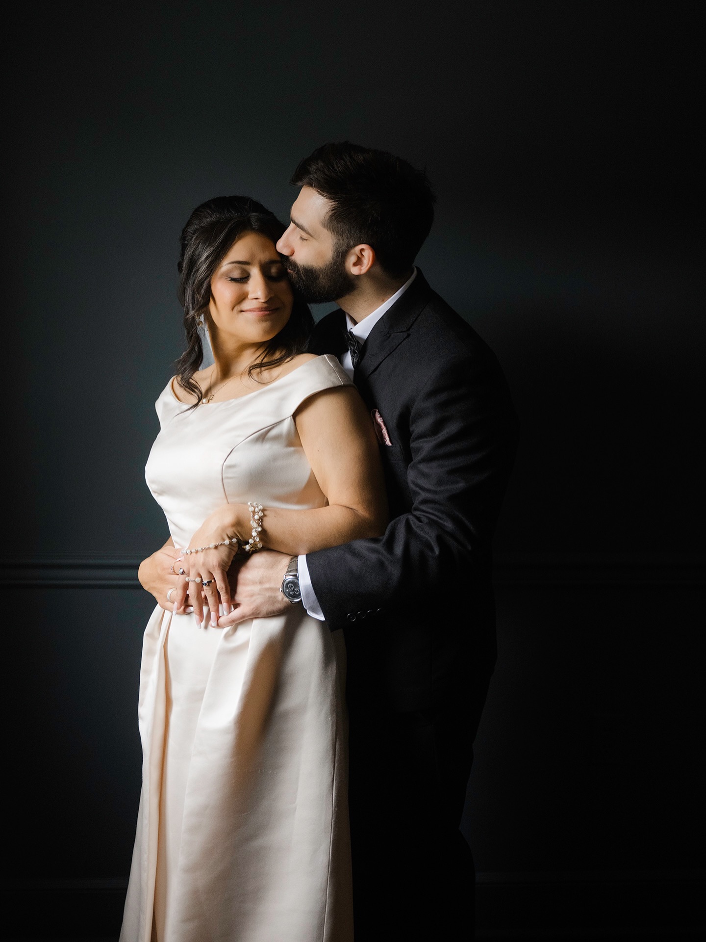 Over the weekend we got to bring Justin & Ann’s wedding to life 🤍
The kind of day that just felt easy. So much love, so much joy - and two people who were simply excited to be married.
They were on the fence about a first look… and safe to say it delivered 🥰
A quiet, private moment before it all began - and as Justin put it: “first looks are dope.”
Watching the start of this next chapter was something special.
Thank you for trusting us with it 🤍
And to the dream team of vendors who made it all happen - incredibly grateful 🥂
Planning & Design: @allsettup
Venue & Catering: @the_redding_roadhouse
Photographer: @erincoveycreative
Florist: @rootsandthreadco
Entertainment: @book_djsean
Hair: @danabartoneweddings
Makeup: @jkinfordbeauty
Smaller Details & Signage: @purelythedetails
Cake Designer: @vicidesignny
Baked Goods: @fattoamanobakeryct
Custom Chocolate Bars: @tonyschocolonely_us
Custom art (Save the Dates, Chocolate bars, Painting): @Burger_babie
Dresses: @Chachalindavtg
Dress alterations: @Sewcatskills
Groom’s custom suit: Zemosmensstore.com
Chair Rental: @elitepbstentsevents
Tent: @chatfieldtruevalue
Bride: @ame.irc
Groom: @justinterstellar