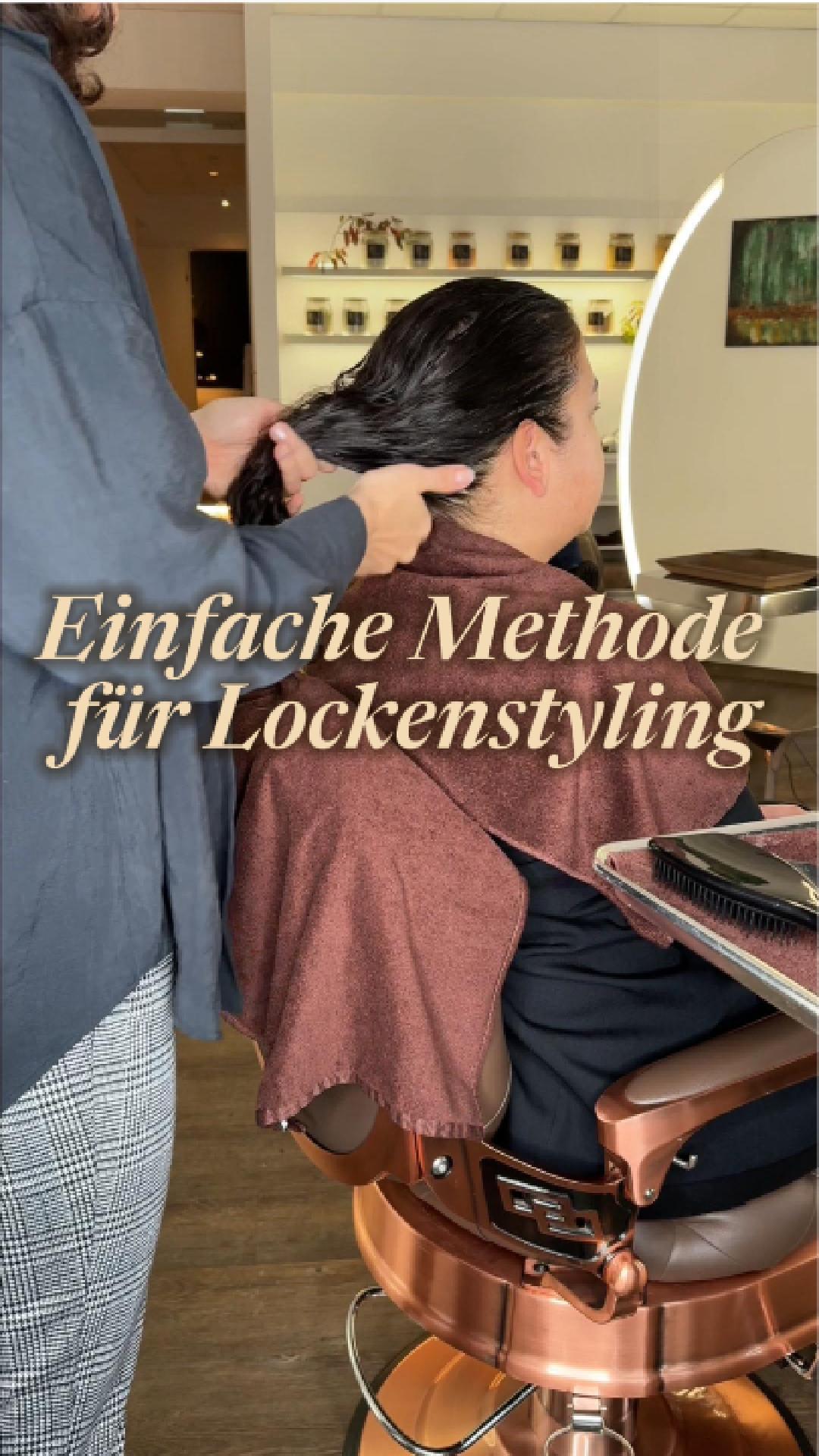 Die ideale Stylingroutine für deine Locken zu Hause 😍
#lockenspezialist #lockenfriseur #naturfriseur #wien #locken #curlyhair #hair #lockenelite