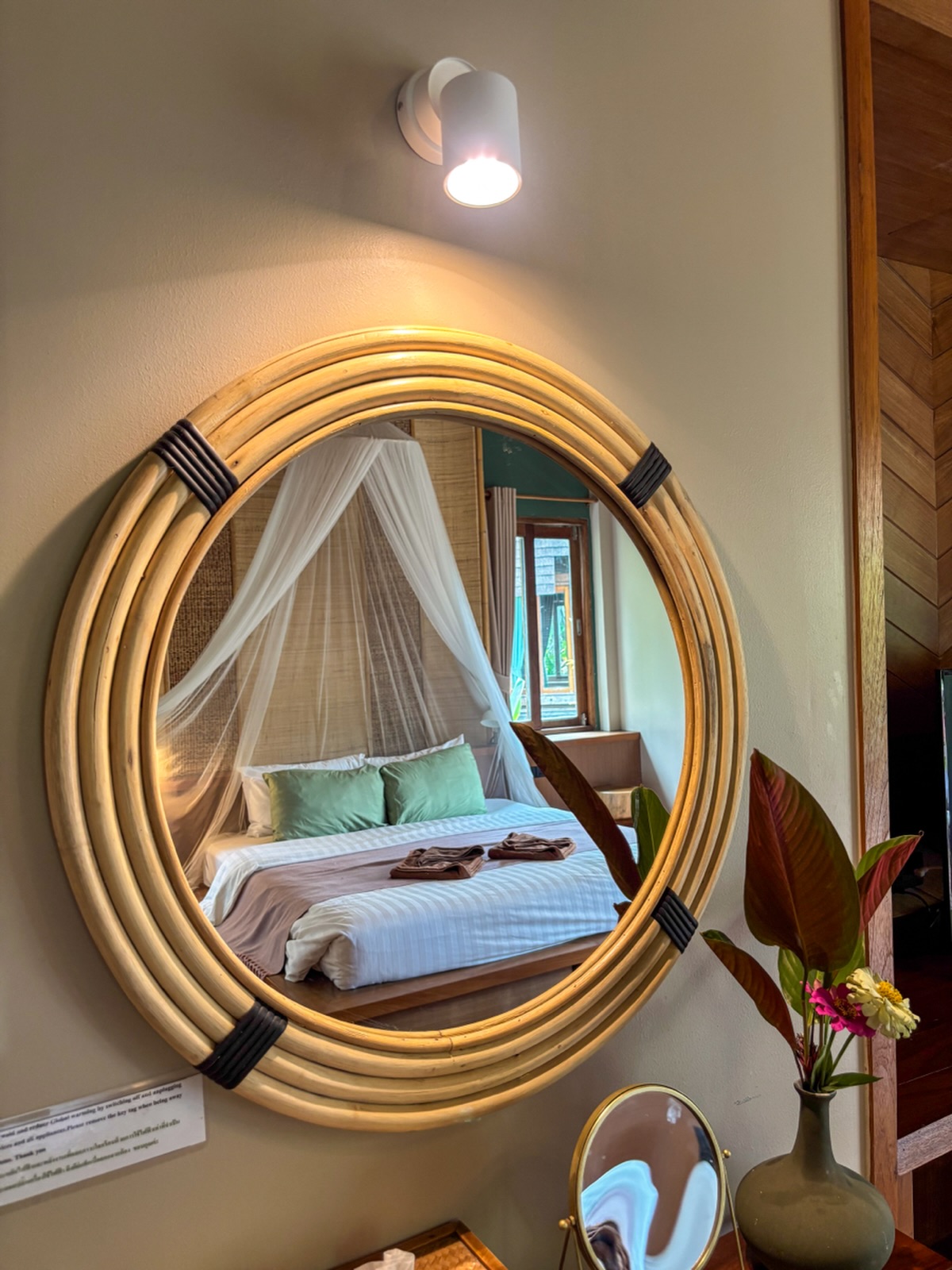 Stay, rest — a quiet #holiday awaits.
Rooms with breakfast start from 1,100 THB per night. #kohchang #wellness #retreat