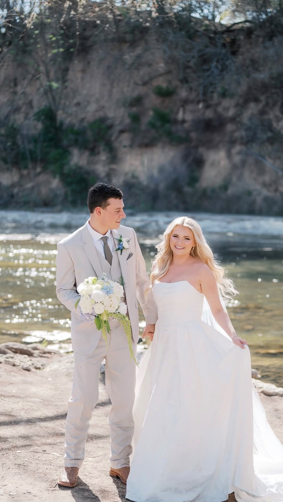 Kayla + Euan’s day felt like something out of a dream 🤍
By the creek, surrounded by nature and their people — it was the kind of day that felt calm, intentional, and so full of love ✨
From the soft, quiet moments to the laughter throughout the day, everything about it was just them 🫶
So grateful I got to capture a piece of it 📱
#houstonweddings #WeddingContentCreator #contentcreator #AustinWeddings #explore