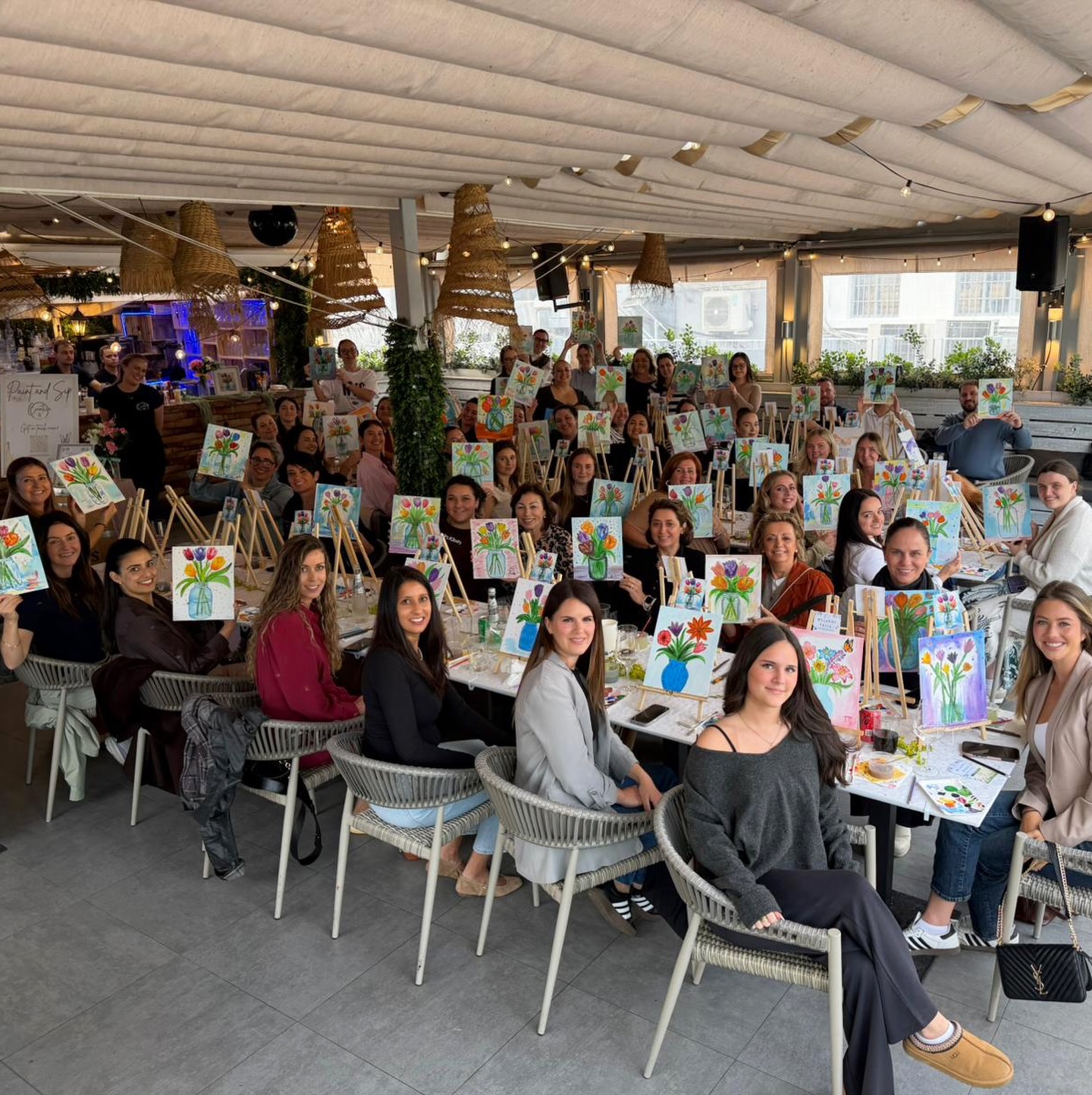 Another wonderful Rooftop Paint n’ Sip with @creativeeventsgib 🎨🍷 golden hour, good vibes & even better company (& vino of course) ✨
📍My Wines, Gibraltar
11 & 12 Chatham Counterguard
📞Call: 20069463
📲WhatsApp: 58148000
💌Email: info@mywinesgibraltar.com
#mywinesgib #gibraltar #local #gibraltar