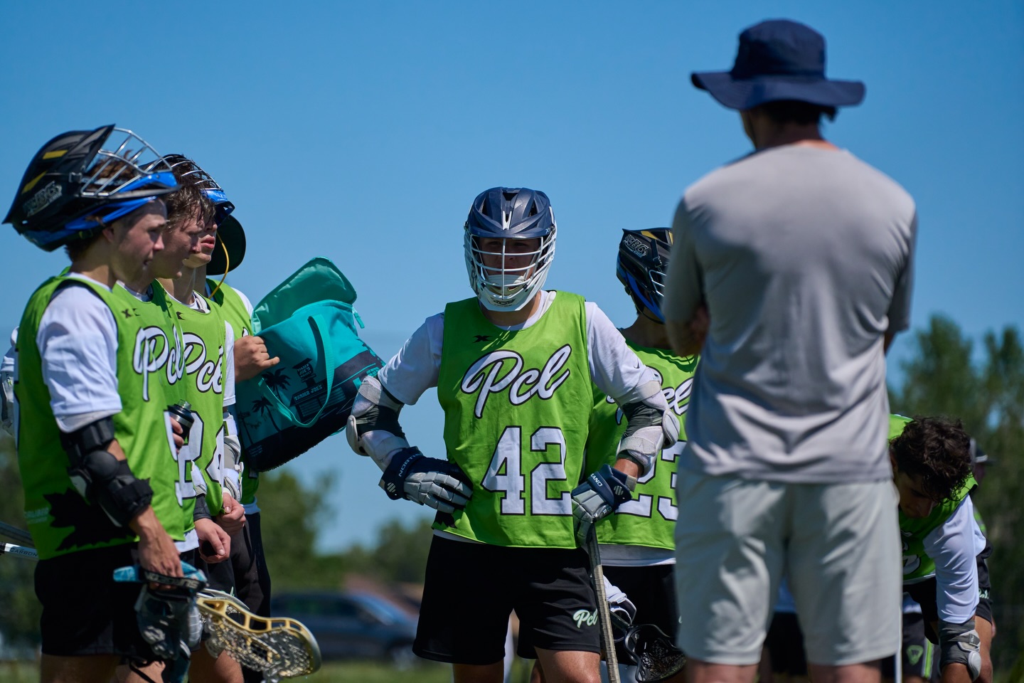 Do you think the green jersey are 🔥 or 🚫