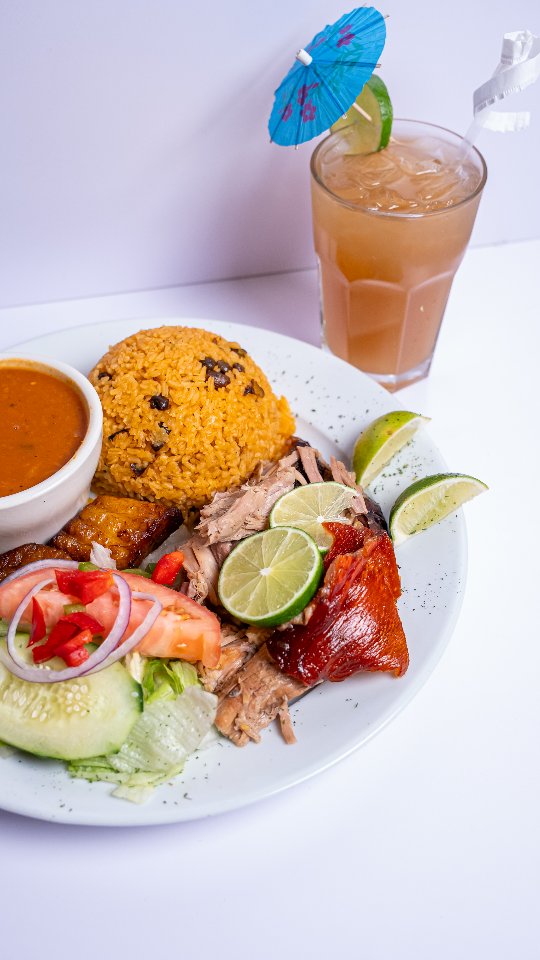 Tell us… what’s your favorite dish? 🍽️ We want to know what keeps you coming back for more.👇
#FavoriteDish #FoodLovers #FoodieVibes #GoodEats #RestaurantLife EatGood