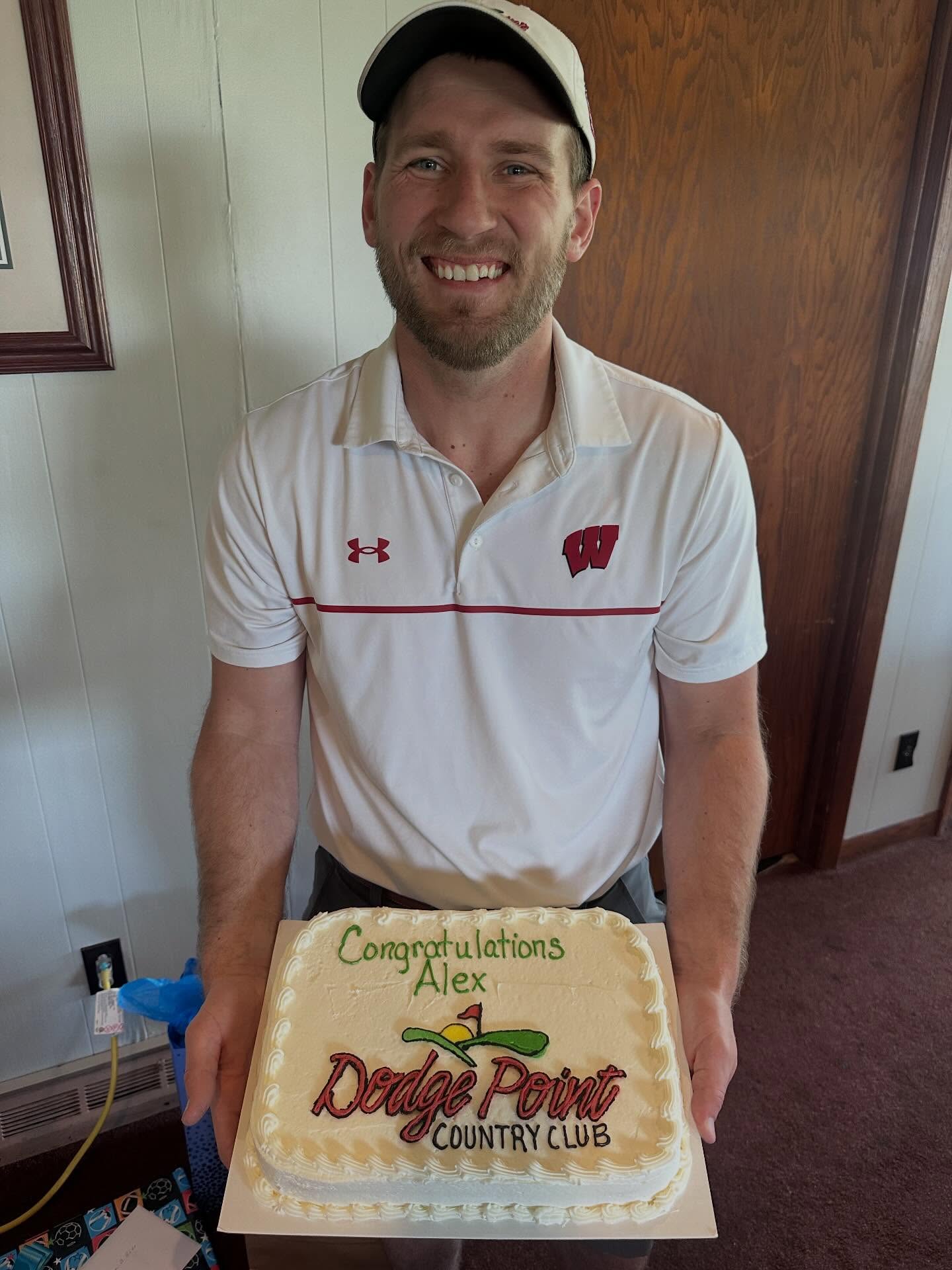 Little surprise celebration for Alex today! ⛳️