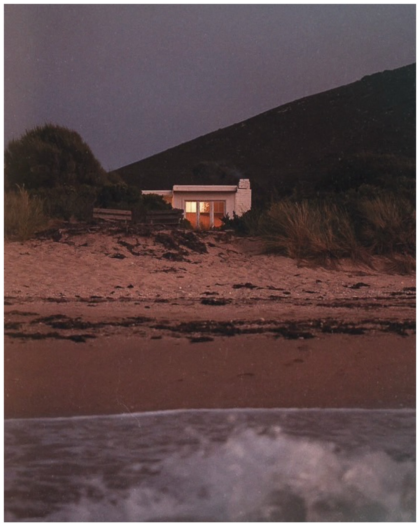 The Seven Wonders of the world.
To see, to hear, to touch, to taste, to feel, to laugh, and to love.
Find your wonder here @tasmanian_shacklife
~ Private shack dreams via @stella____rose