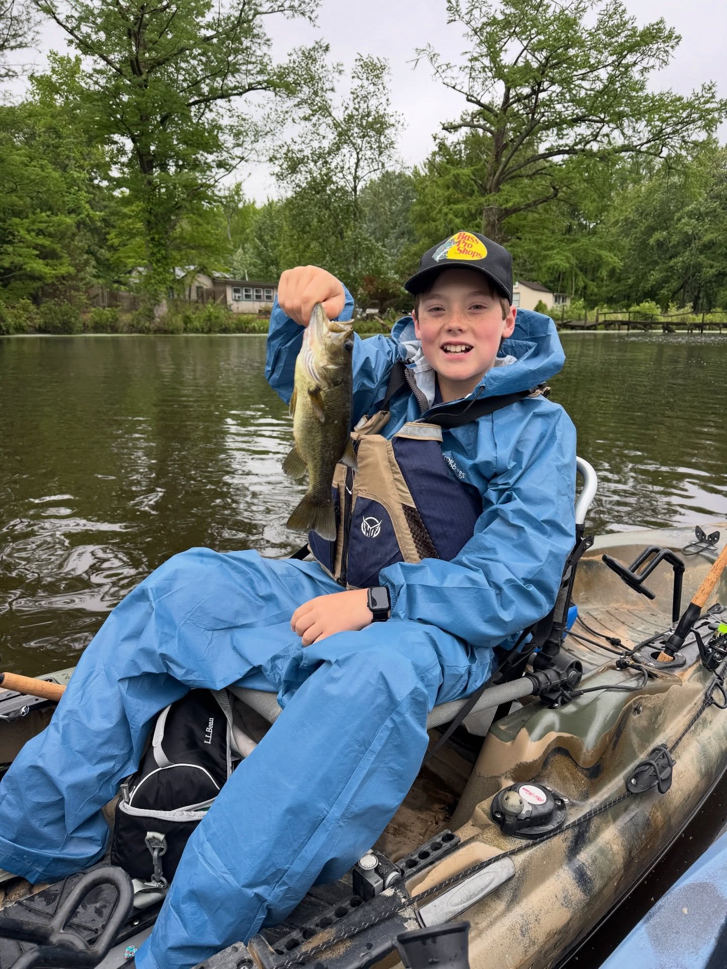 7 species in 4 hours? Challenge accepted. 🌊🔥
Our first kayak trip of the year was a multi-species marathon! Huge shoutout to Oliver for crushing it and crossing two “firsts” off his list. 🏆
Check the link in our bio to see the full tally and the tactics we used to find the bite! 🔗
#GooberTime #KayakFishing #FishingReport #VirginiaFishing