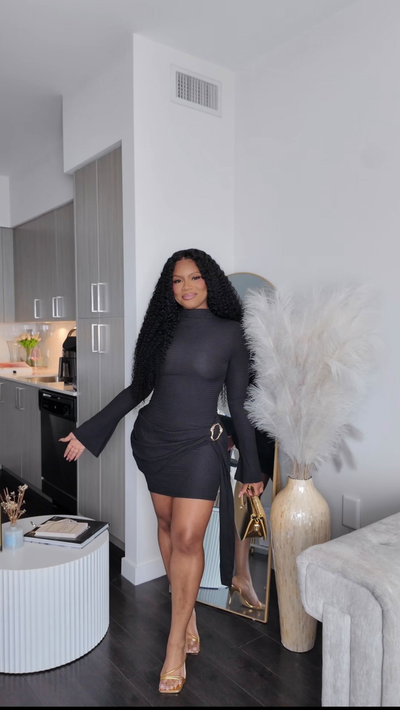 This dress is the perfect “date night” dress. Which color is your fav?
Type “link” for the 🔗
#datenightdress #datenightlook #littleblackdresses #miamicontentcreator #miamiinfluencer