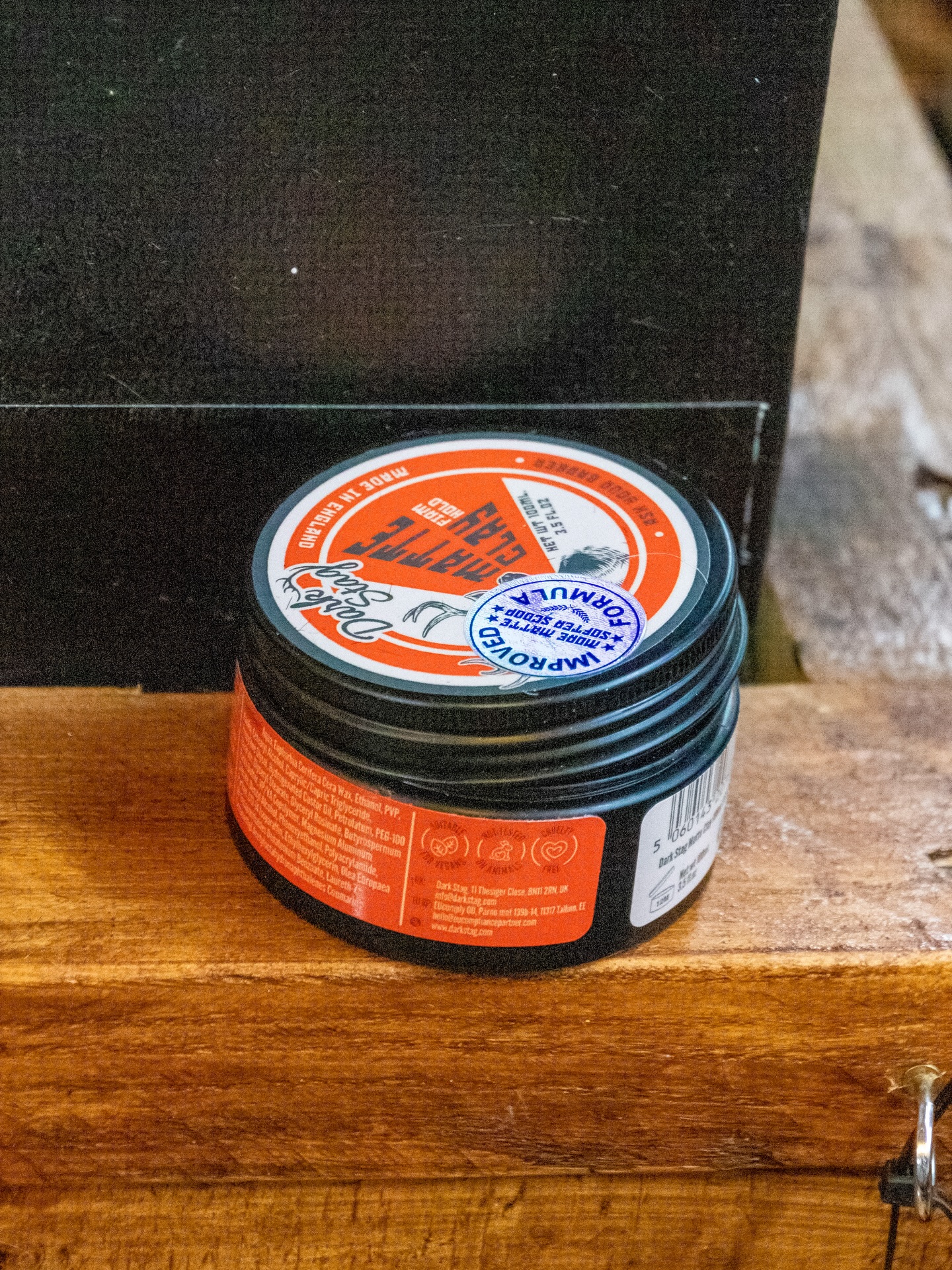 No point putting the lid back on when the product’s this good 🔥
@darkstagbarbertools Matte Clay is always within reach because we keep going back for more, and so do our clients. Strong hold, natural finish and effortless style every time.
We love it and our customers love it!
#royalsbarbershop #barbershoproyals