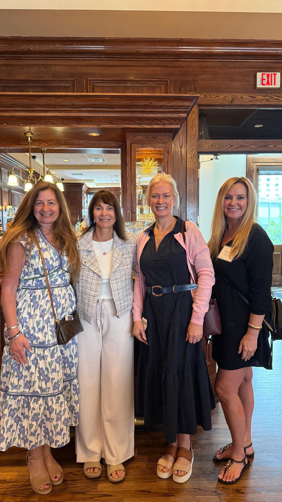 The last day of the Dominique Debay Collection East Coast Roadshow took these partners to Atalanta:
@casacarolinahotel
@cliniquelaprairie
@bespoge
@leonidastravel
@moskitobvi
@romeoromahotel
@galavanta
@sleighs uk ireland
@royalriviera
@christopher stbarth
@dripcastleestates