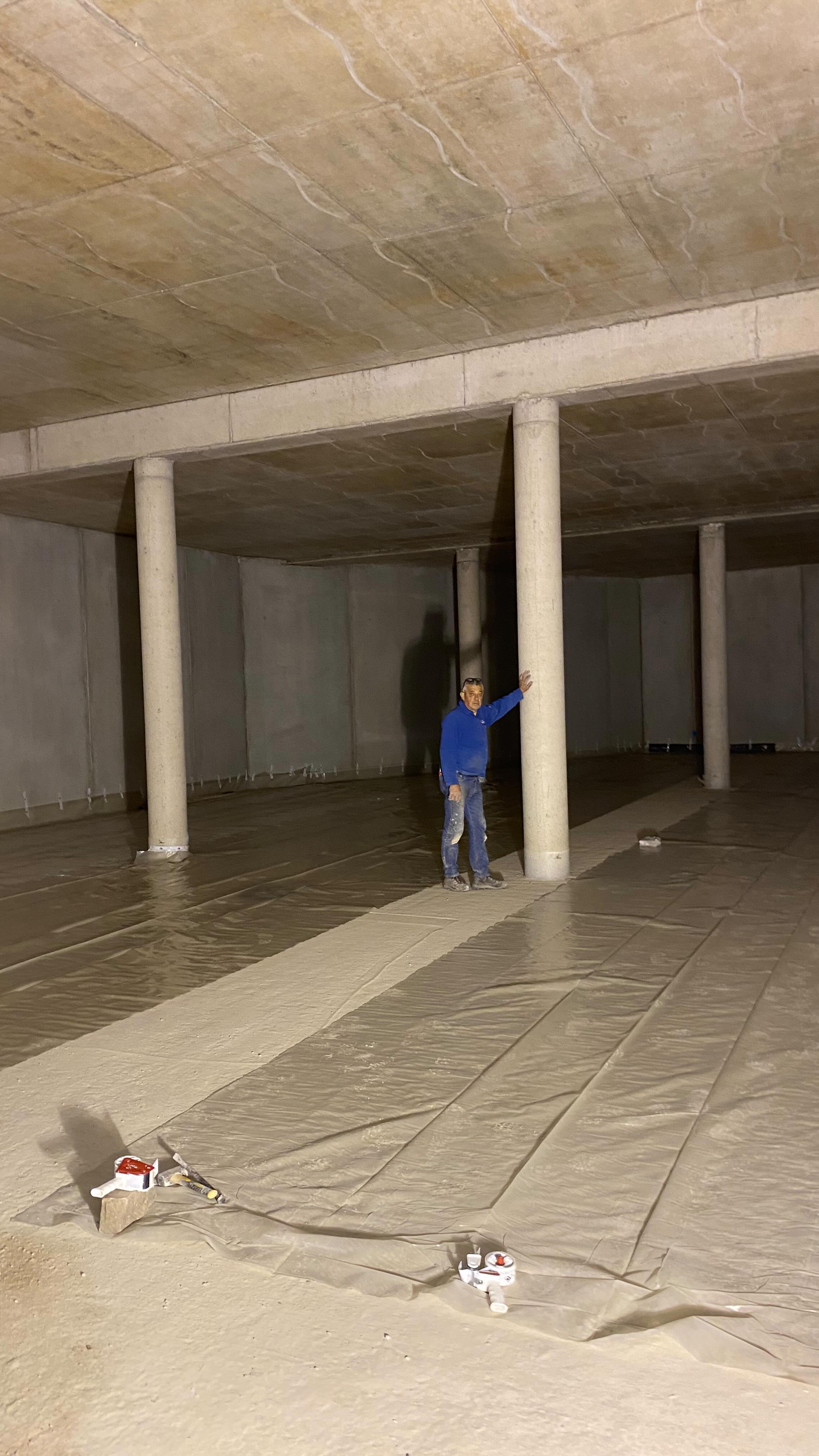 Dieci mesi di lavoro, visione e determinazione.
Un percorso fatto di scelte importanti, investimenti a lungo termine e tanta fiducia in quello che stiamo costruendo. Giorno dopo giorno, passo dopo passo, questo progetto ha preso forma grazie a un grande lavoro di squadra, fatto di impegno concreto, sacrificio e passione condivisa.
Menzione speciale a Onorio e Maddalena, radici di questo progetto. Da loro nasce ogni passo fatto e ogni traguardo che verrà.
Non è solo una crescita strutturale, ma un segnale chiaro della direzione in cui vogliamo andare: continuare a migliorare, evolverci e credere nel futuro della nostra cantina di montagna e nella nostra Valle di Cembra.
🍷🍾 #cantina #valledicembra #viticolturaeroica