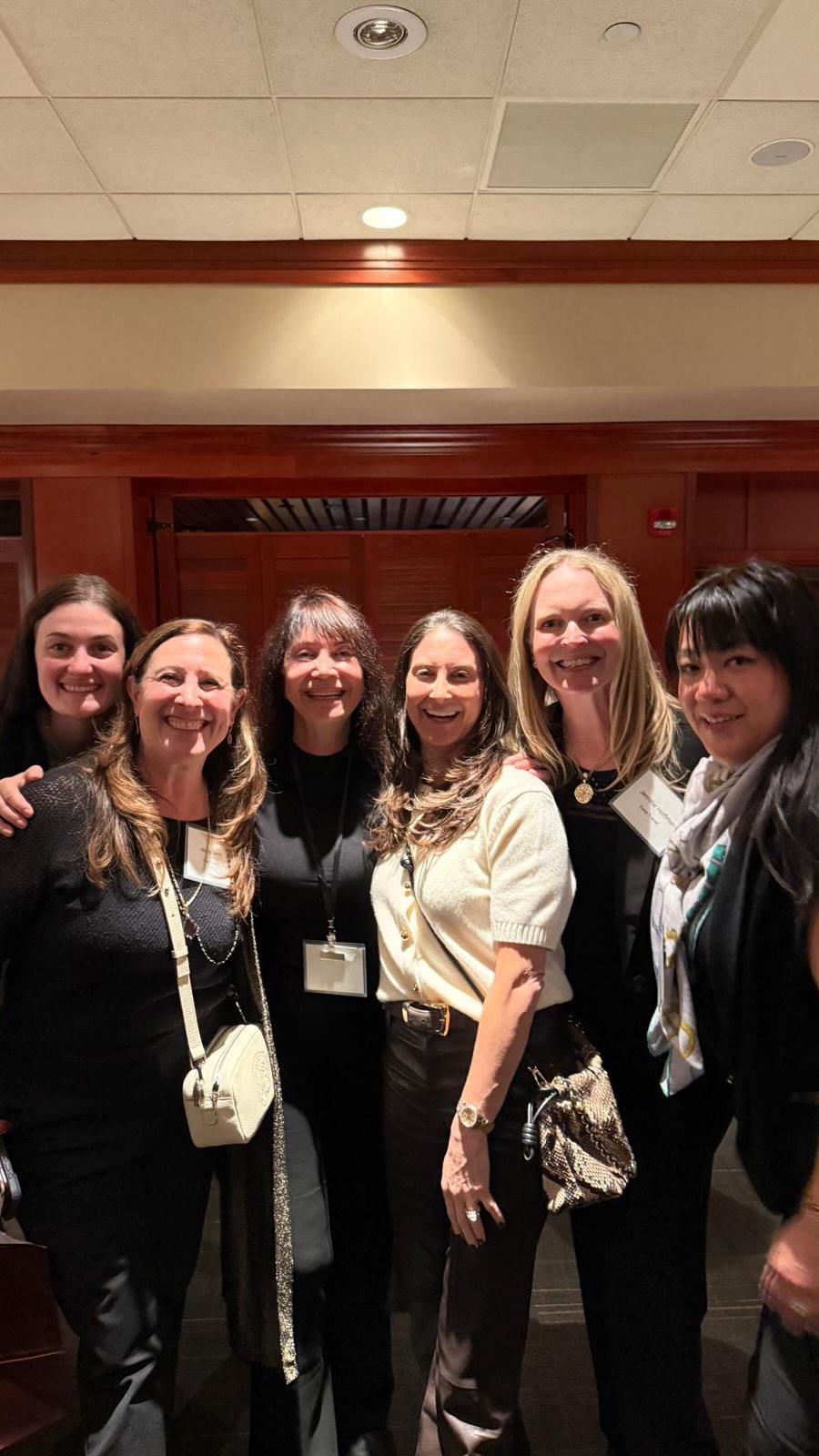 The Dominique Debay Collection East Coast Roadshow visited Pennsylvania Monday evening with some of our partners:
@casacarolinahotel
@cliniquelaprairie
@bespoge
@leonidastravel
@moskitobvi
@romeoromahotel
@galavanta
@sleighs uk ireland
@royalriviera
@christopher stbarth
@dripcastleestates