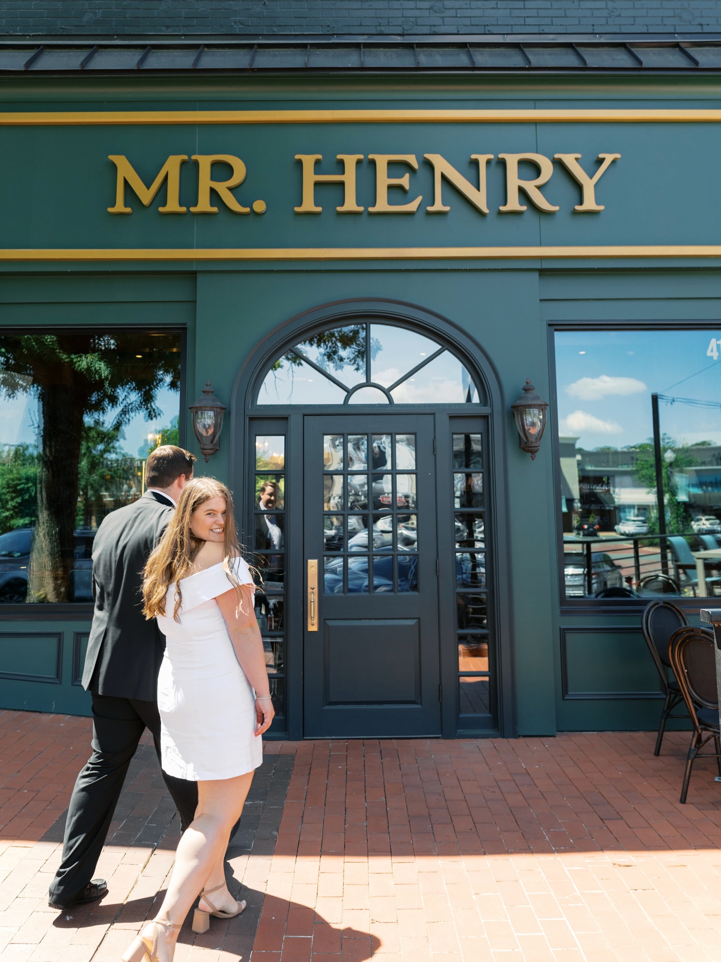 If you ask me to meet up at Mr. Henry, the answer is always yes 😚🍸
Can’t wait to celebrate these cuties in Pinehurst next year with @lp.planninganddesign !!