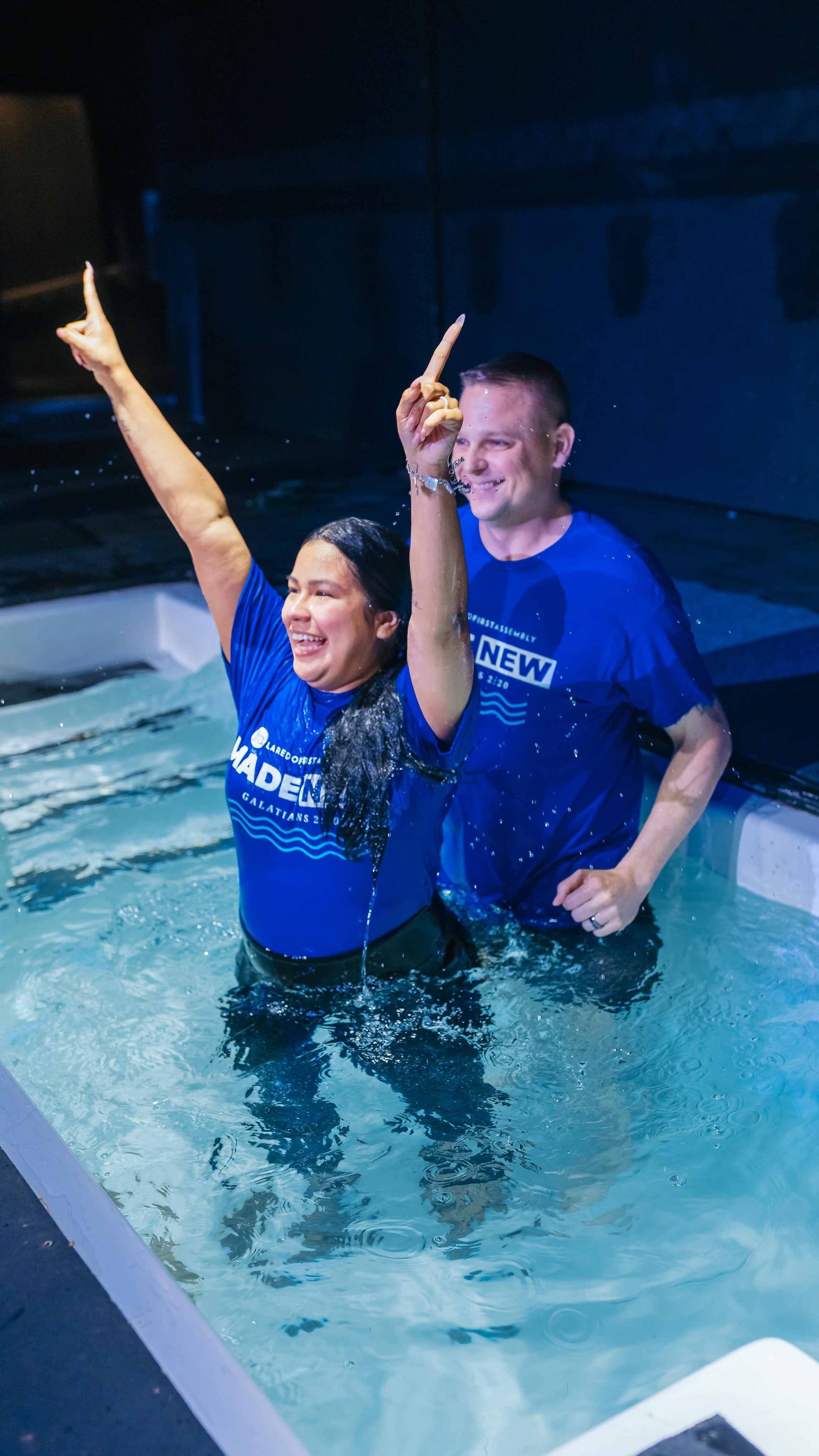 A glimpse of what baptism means and the pure joy we witnessed on Baptism Sunday! Lives made new, faith made public, and a church celebrating every step of obedience!! 💙
All of Heaven was rejoicing with us 🙌🏼
#baptism #waterbaptism #baptismsunday #church #laredo