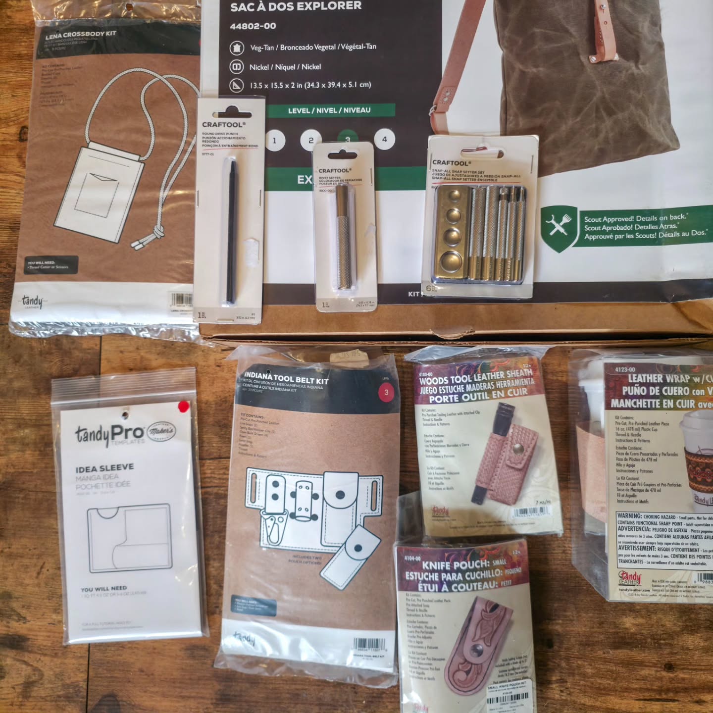 This is the main prize in this year's sweepstake sponsored by @tandyleather for @makerscentral entry link in bio
#makeyourmark #MakersCentral #leathertogether