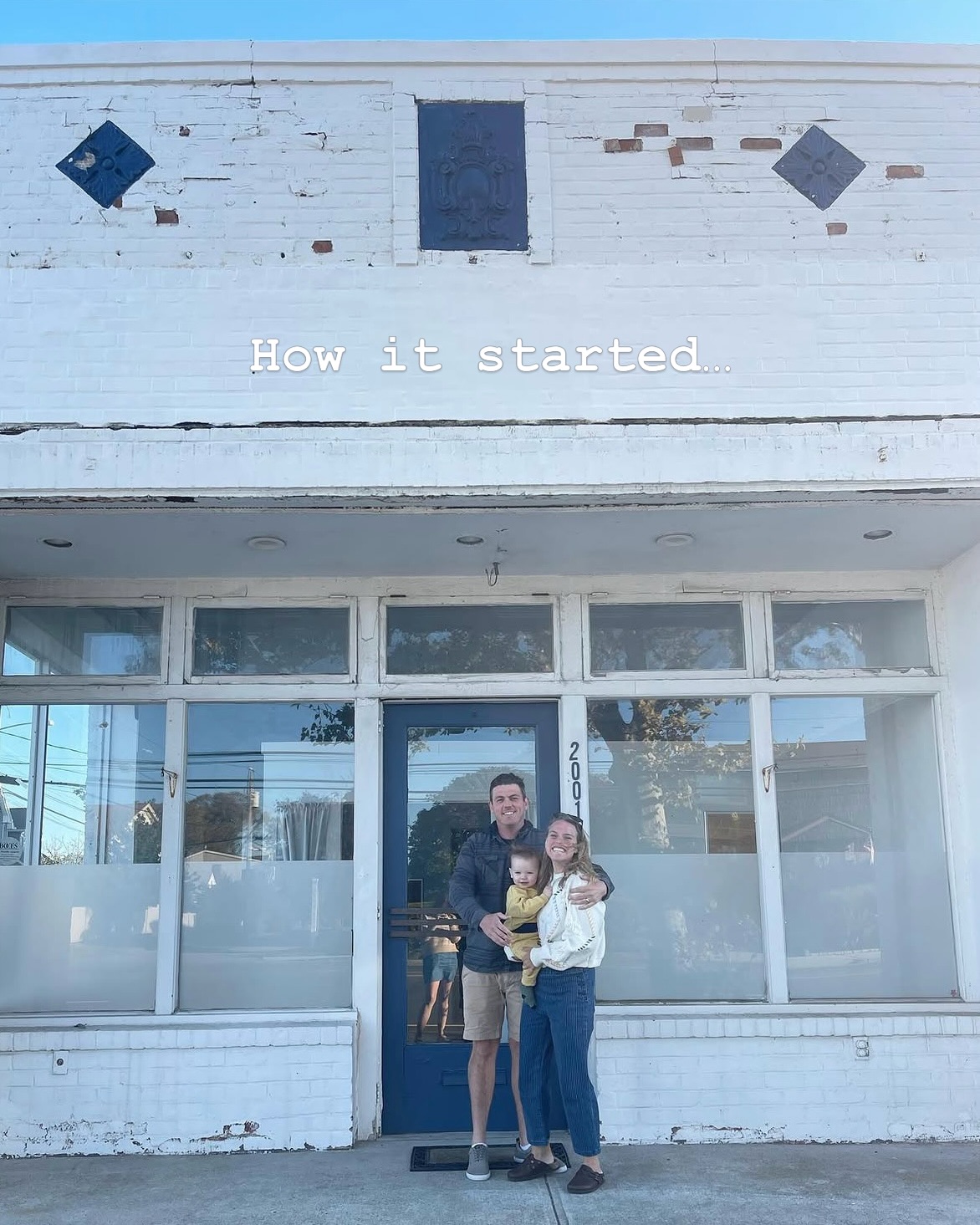 Cheers to 4 years of Sea City Vintage! 🎂
We quit our jobs in 2022 and vended at Brimfield that May. What a wild ride it’s been since! Thank you for joining us on this journey and supporting our shop, markets and endless ideas ☀️
