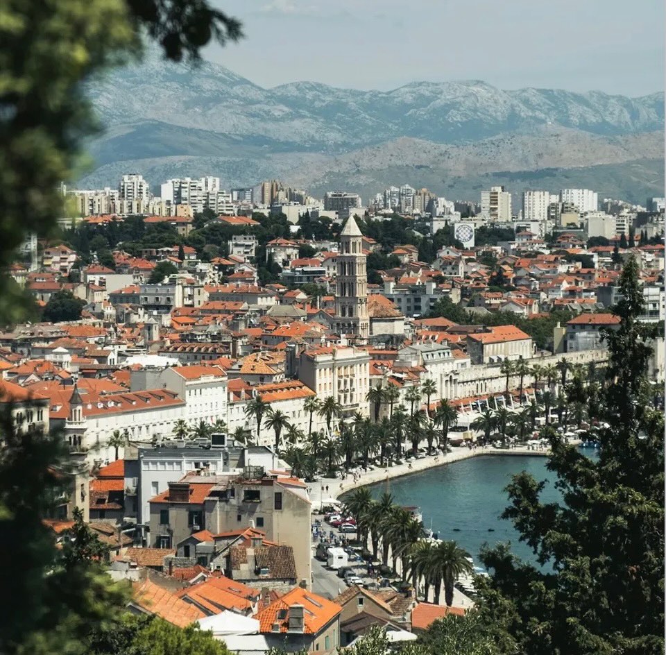 New route alert! Have you heard that United Airlines now flies direct from New York (Newark) to Split 3x weekly? That makes getting your clients there even easier and provides the perfect opportunity to explore Croatia & Montenegro! And our DMC partner, Leonidas Travel makes itineraries a breeze, too! Easier access, even more unforgettable Adriatic journeys. Reach out to them to start planning, and see why they were awarded Serandipians 1st Gold Certification!
Ask us for details info@dominiquedebay.com or phone us at 1-212-752-1416 or WhatsApp 1-917-940-2407
#dominiquedebaycollection @leonidastravel
