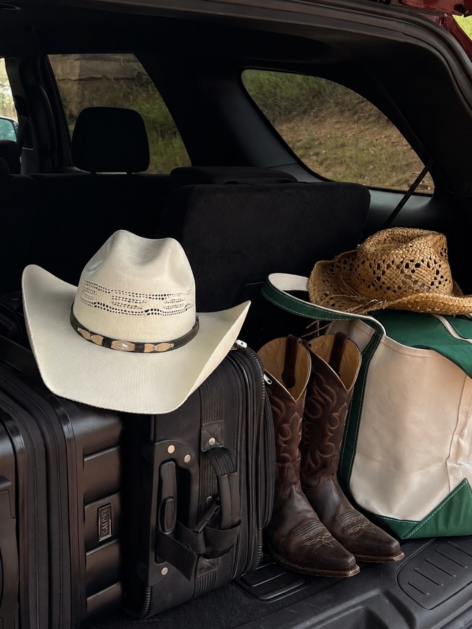Our bags are packed and the countdown is officially over… hotel opens this coming week and we could not be more excited. vibes are high, spring is in the air, and another season of campfires, starry skies, hot tubs, and mountain mornings is about to begin. let’s do this, friends ✨🏔️🌿 Who’s in??
#yellowstonepeaks #islandparkidaho #yellowstonehotel #springopening boutiquehotel visitidaho mountainescape westernvibes