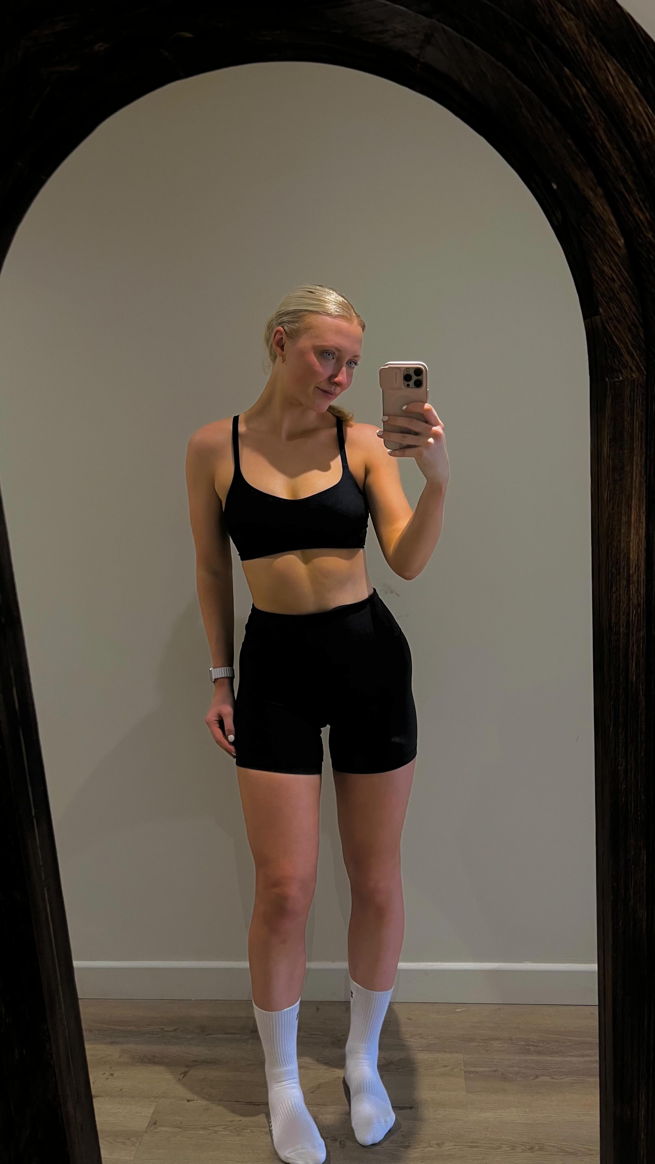Our top 3 Glute Activators Before Leg Day
Want stronger lifts, better form, and REAL glute growth?
Start your leg day right with these 3 activation moves:
1. Banded Deadlifts
Adding a band forces your glutes to engage harder at the top of the movement. It teaches proper hip drive and helps “switch on” your posterior chain before heavy lifts.
2. Donkey Kickbacks
These isolate the glutes and build that mind-muscle connection. Perfect for waking up the glute max so it actually does the work during squats and lunges.
3. Hip-Lifted Clam Shells
By lifting your hips, you challenge not just the glute medius (side glutes) but also core stability. This improves hip alignment and prevents your knees from caving in.
Why this matters:
Activated glutes = better performance, reduced injury risk, and more targeted muscle growth. If your glutes aren’t firing, your quads and lower back will take over.
Save this for your next workout & follow us for more tips🫶🏼